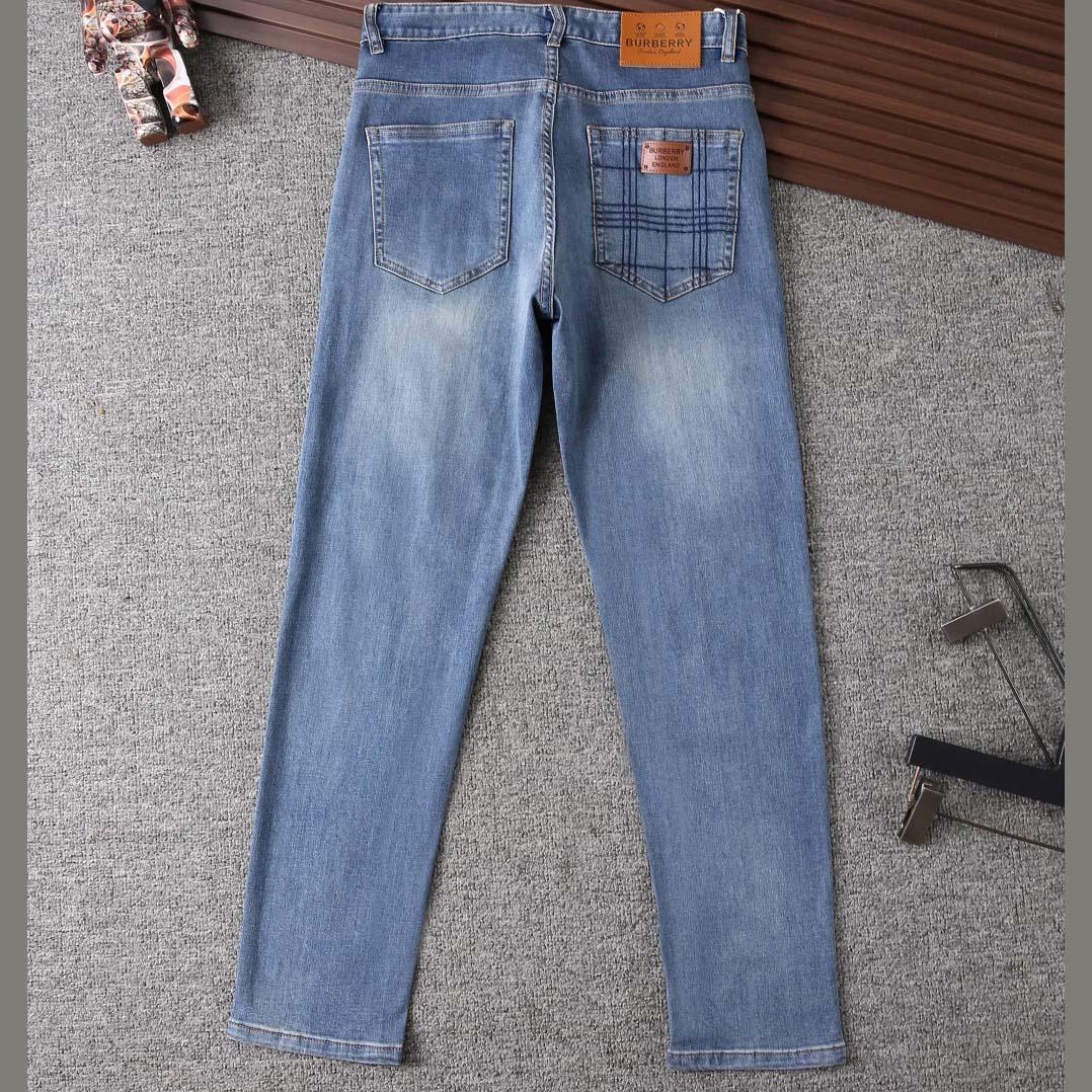 Burberry Jeans - EUR FASHION