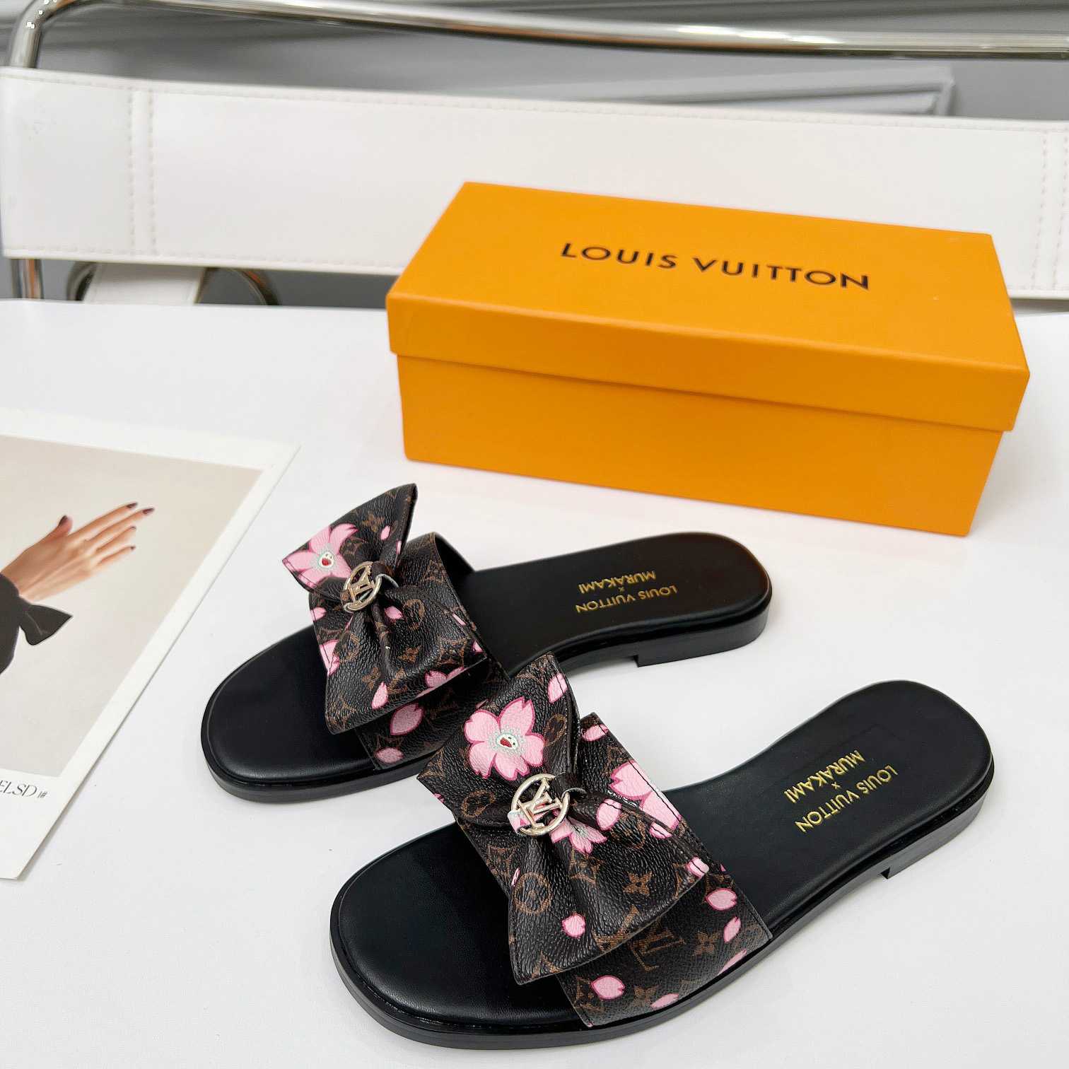 Louis Vuitton LV x TM Lily Flat Mule   1AGVYB - EUR FASHION