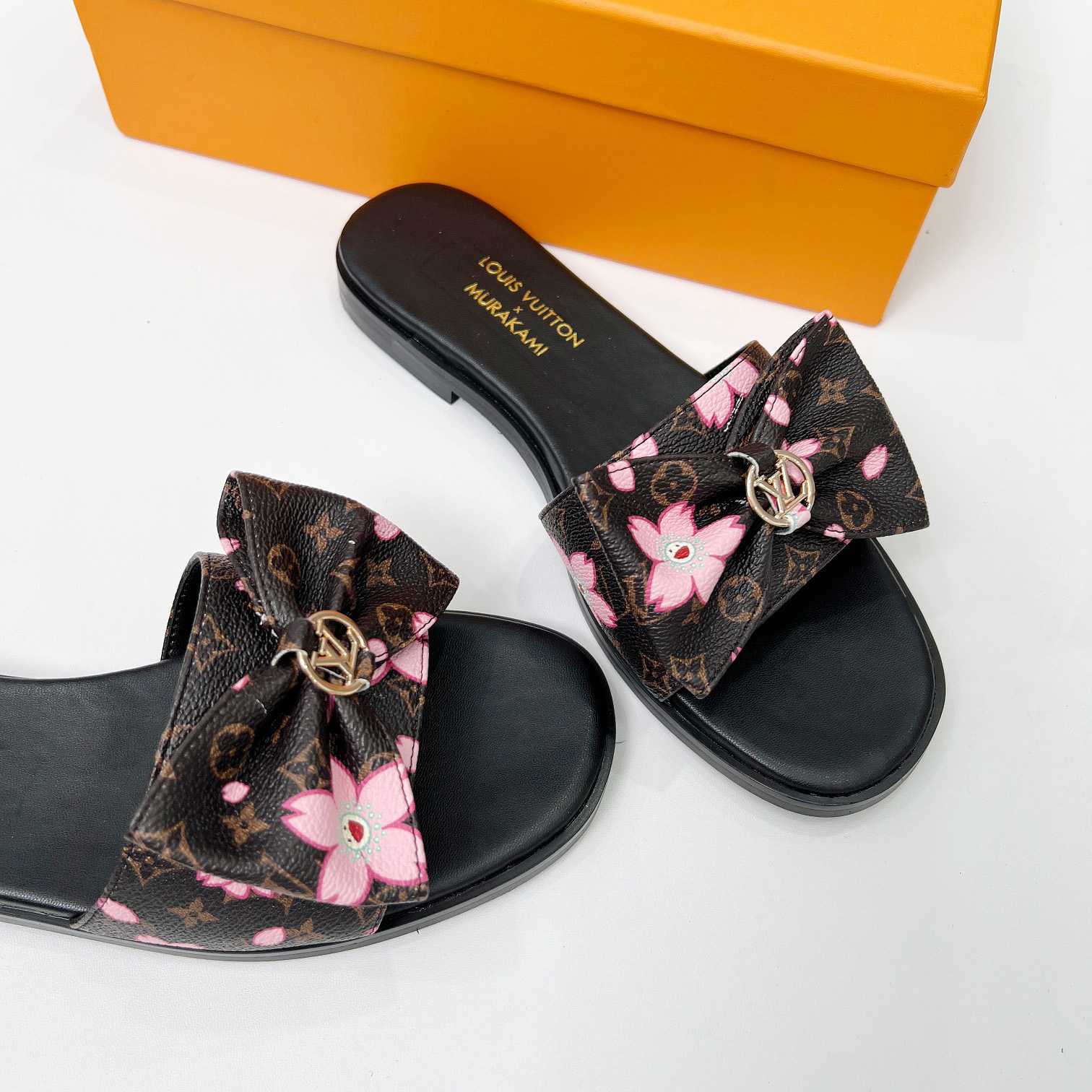 Louis Vuitton LV x TM Lily Flat Mule   1AGVYB - EUR FASHION