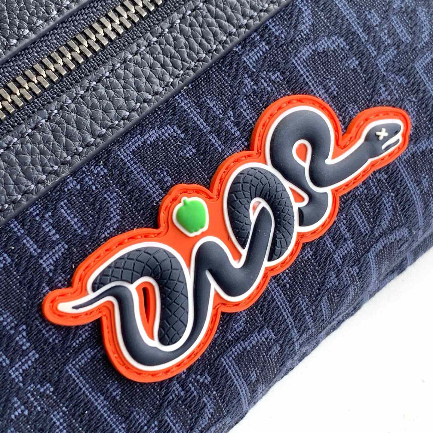 Dior And Kaws Rider 2.0 Belt Bag - EUR FASHION
