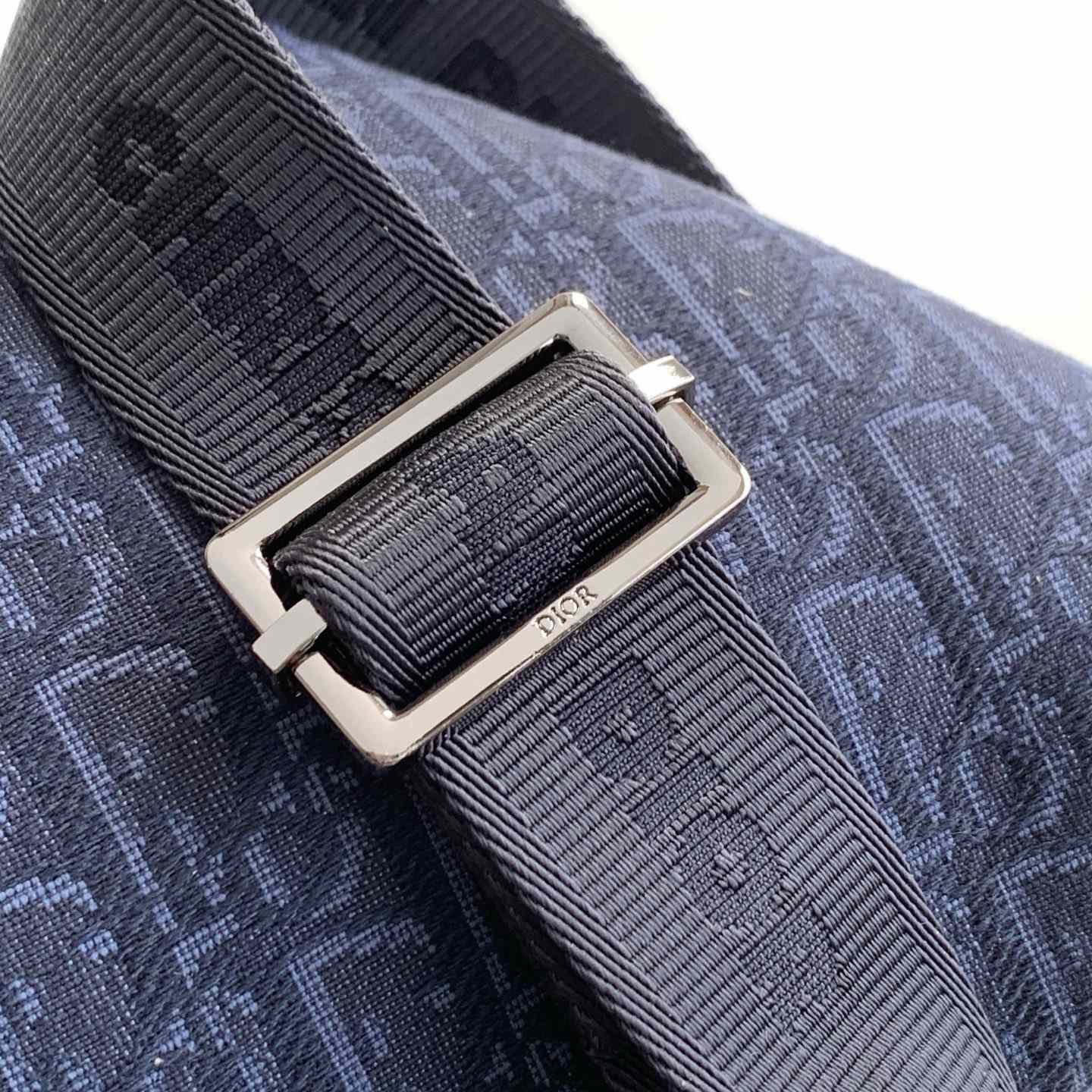 Dior And Kaws Rider 2.0 Belt Bag - EUR FASHION
