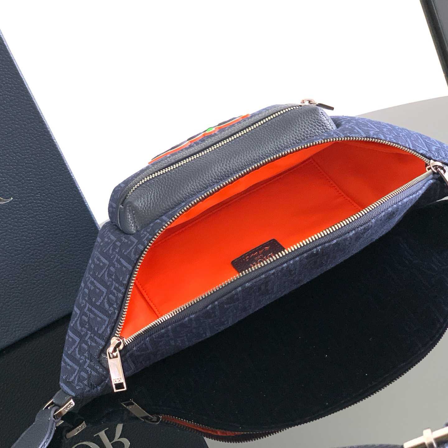 Dior And Kaws Rider 2.0 Belt Bag - EUR FASHION
