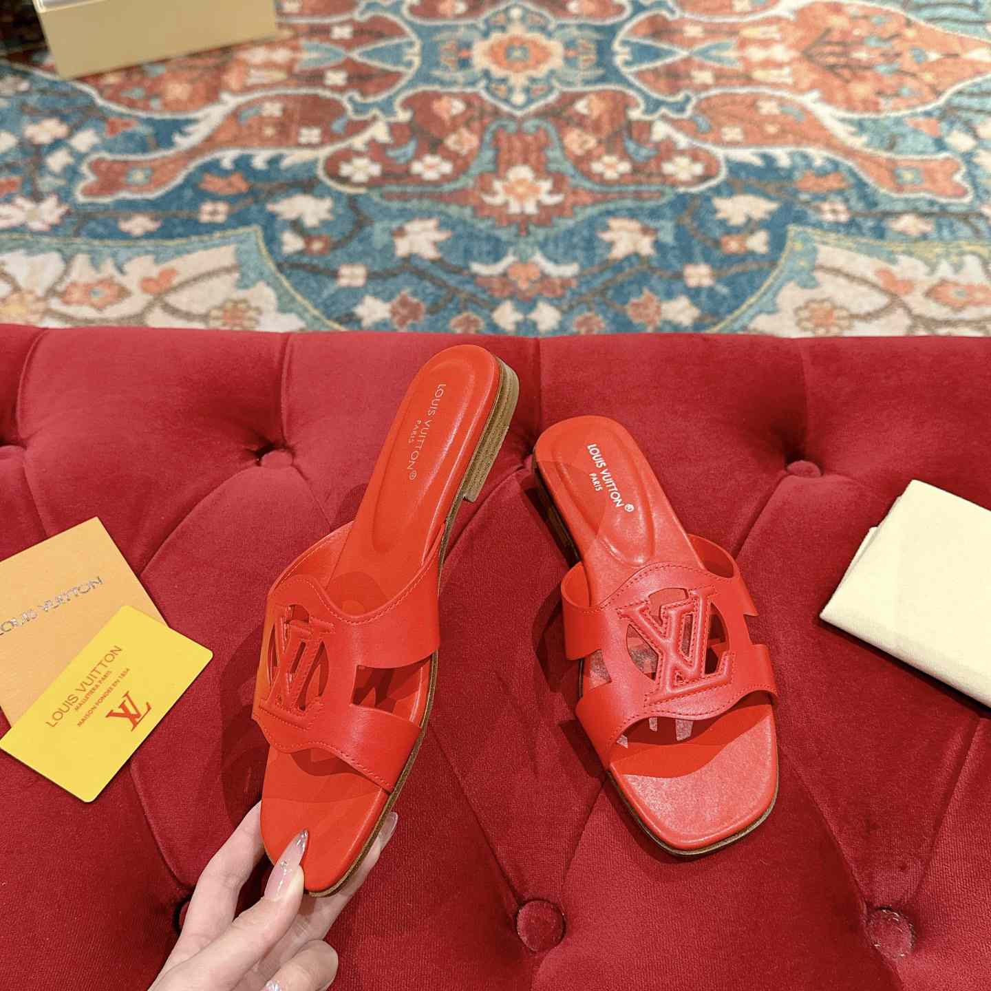 Louis Vuitton LV Isola Flat Mule - EUR FASHION