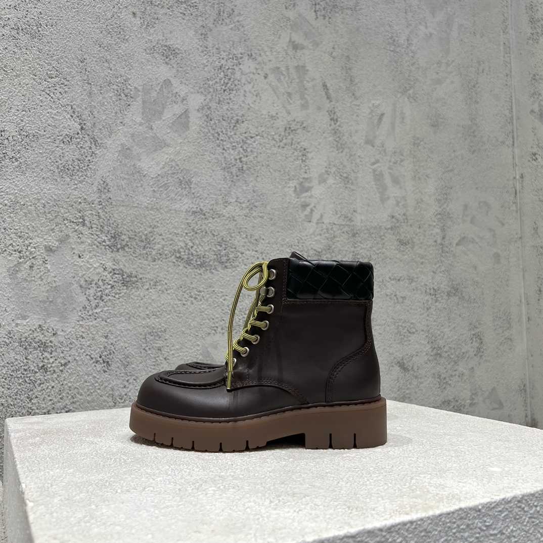 Bottega Veneta Haddock Lace-Up Ankle Boot - EUR FASHION