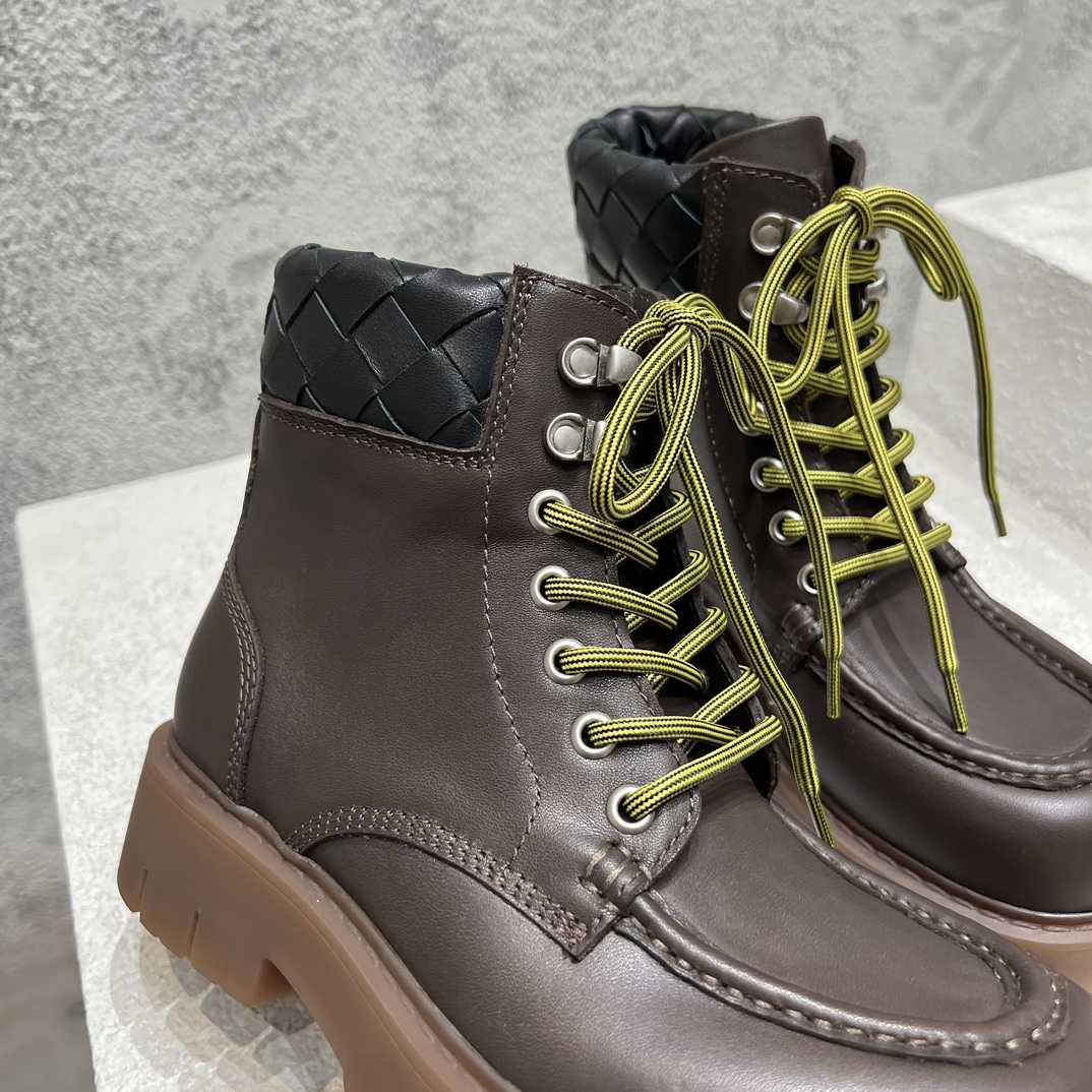 Bottega Veneta Haddock Lace-Up Ankle Boot - EUR FASHION