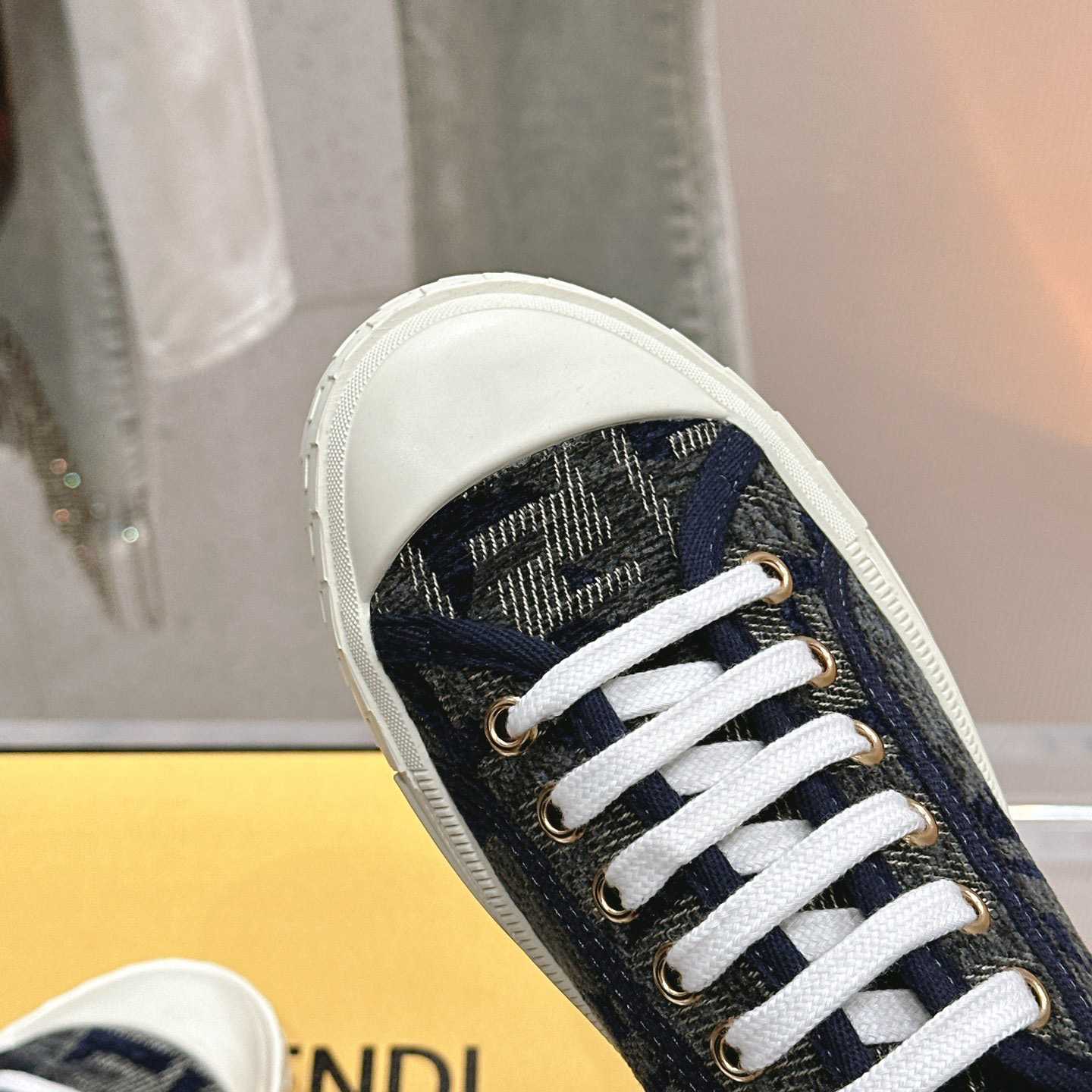 Fendi Domino Sneakers - EUR FASHION