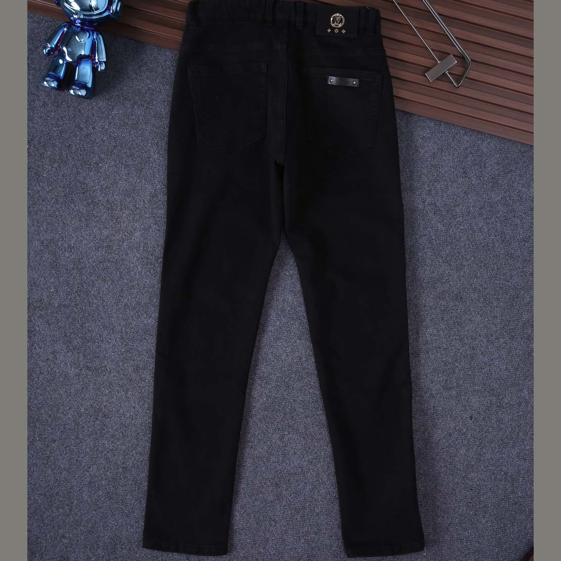 Louis Vuitton Jeans - EUR FASHION