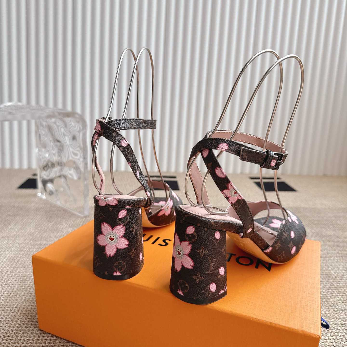Louis Vuitton LV x TM Sandal - EUR FASHION