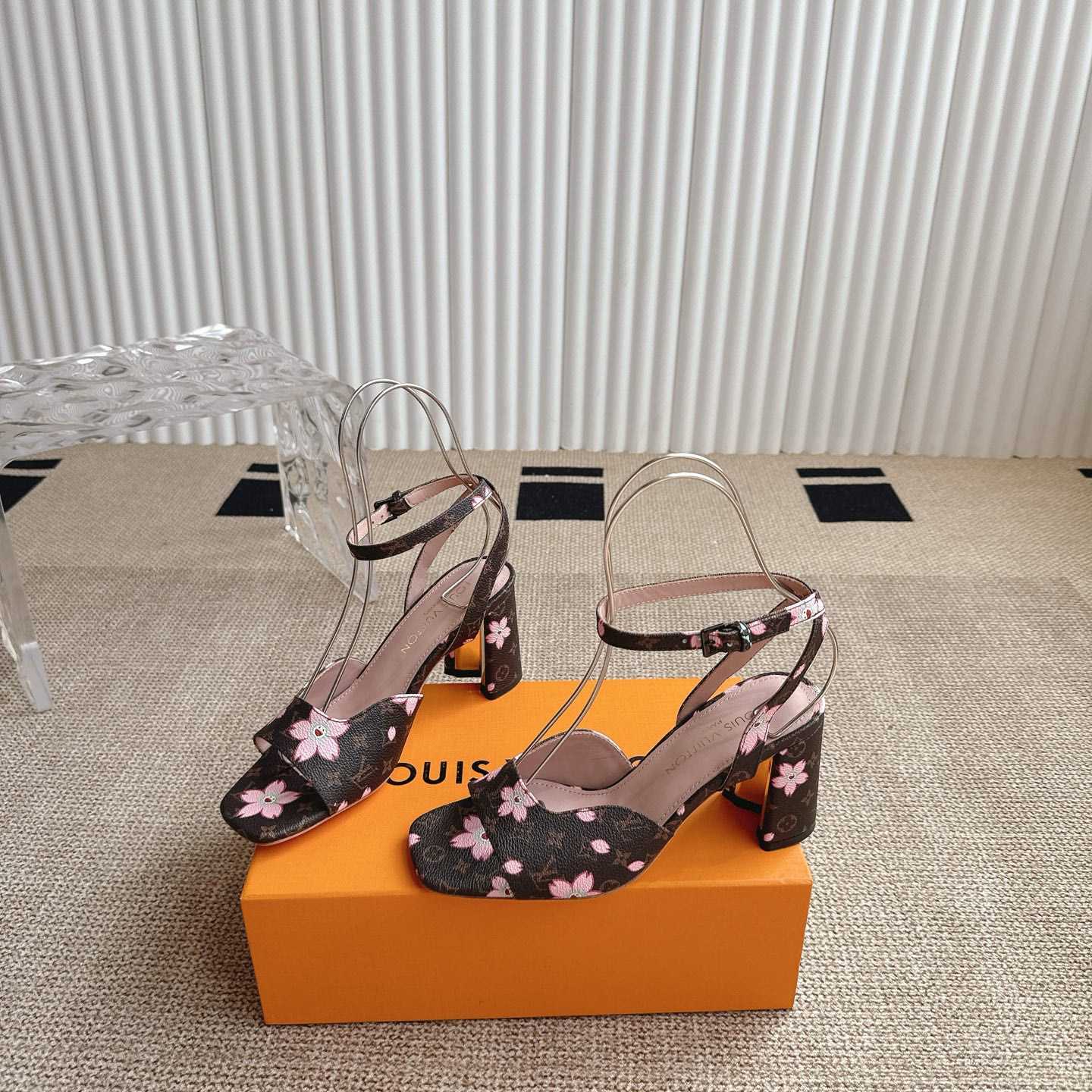 Louis Vuitton LV x TM Sandal - EUR FASHION