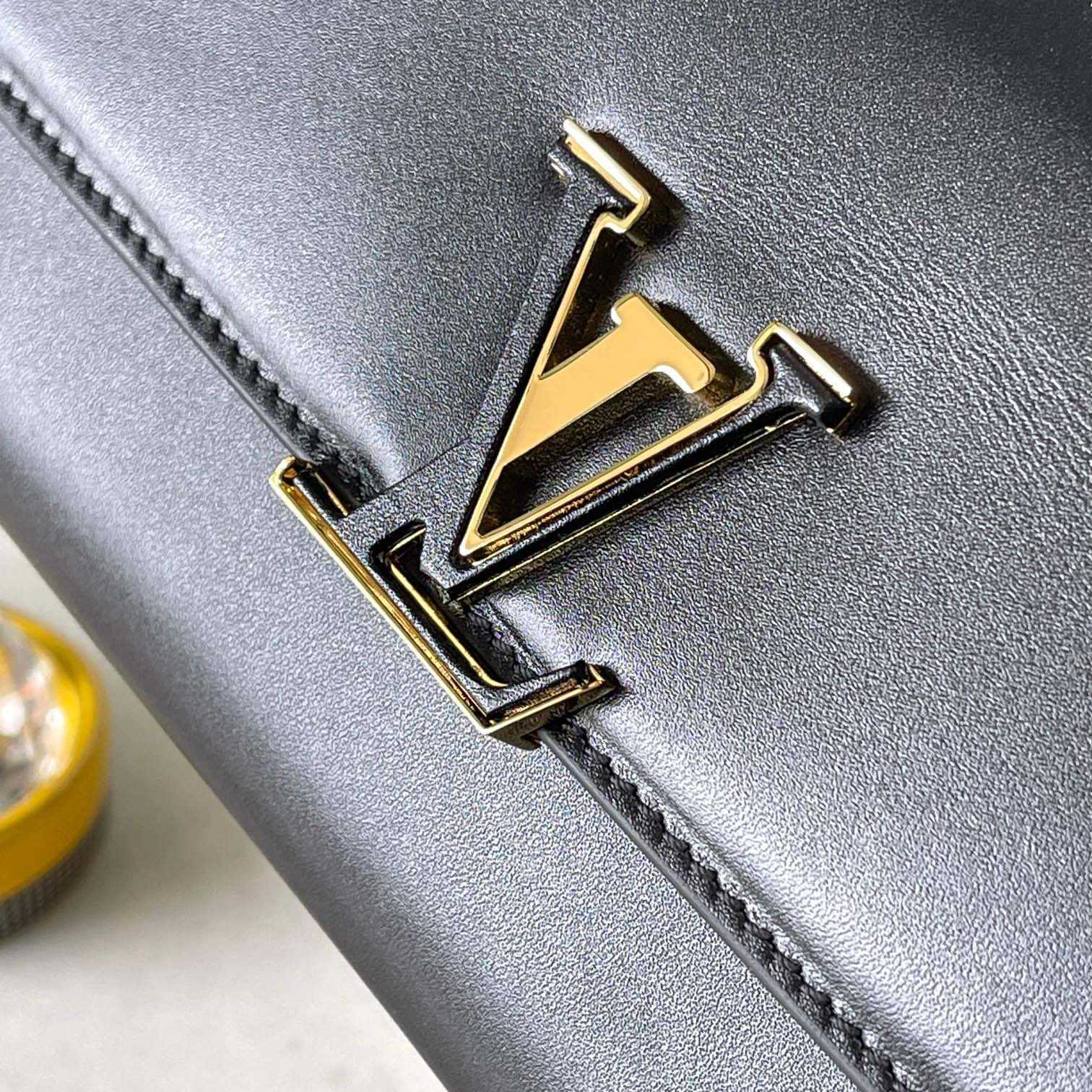 Louis Vuitton Wallet On Chain Capucines   M12143 - EUR FASHION