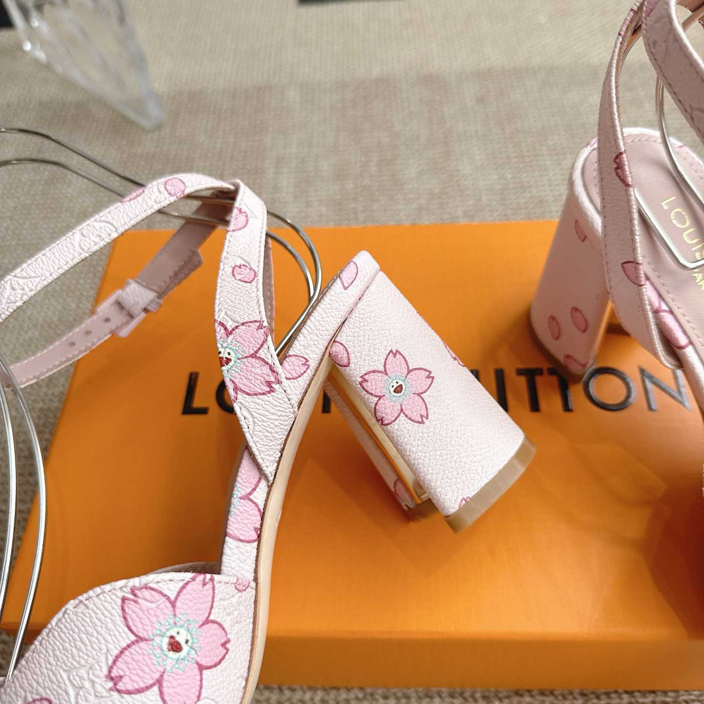 Louis Vuitton LV x TM Sandal - EUR FASHION