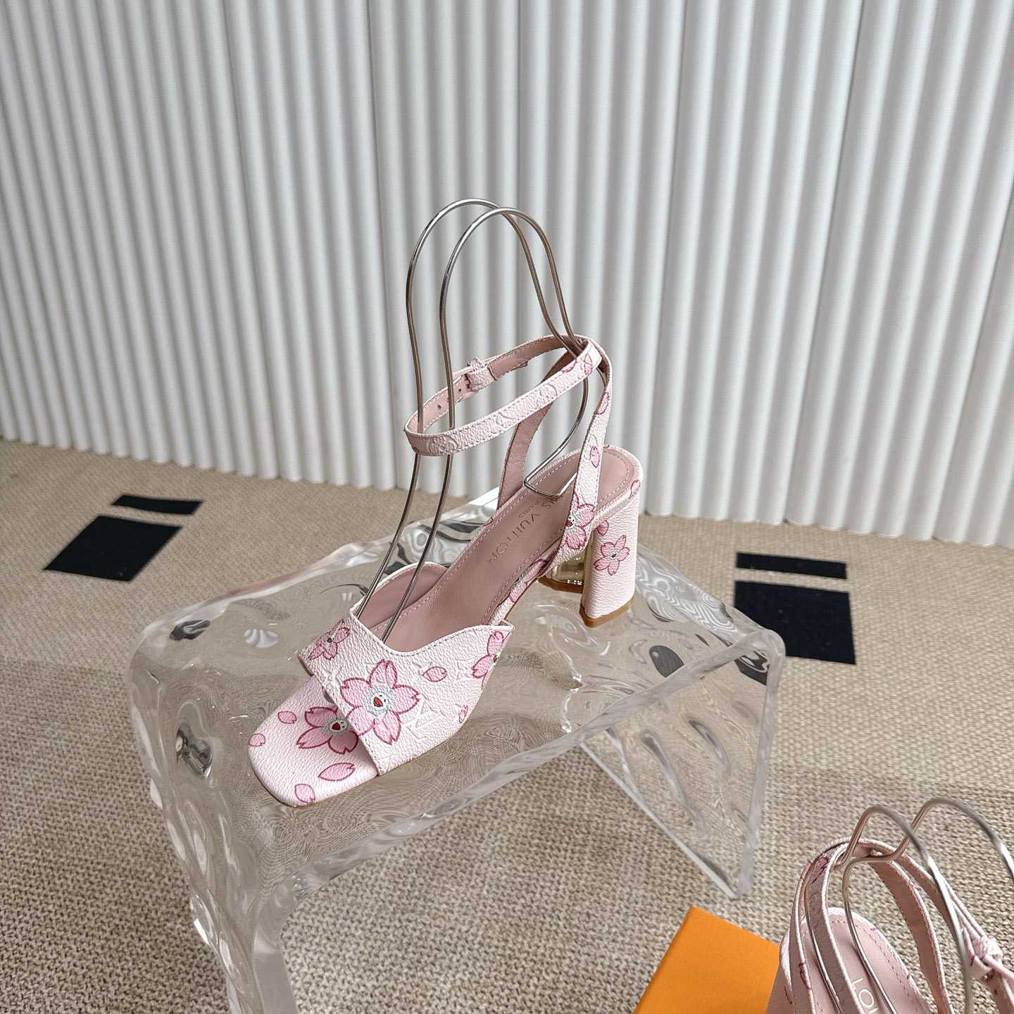 Louis Vuitton LV x TM Sandal - EUR FASHION