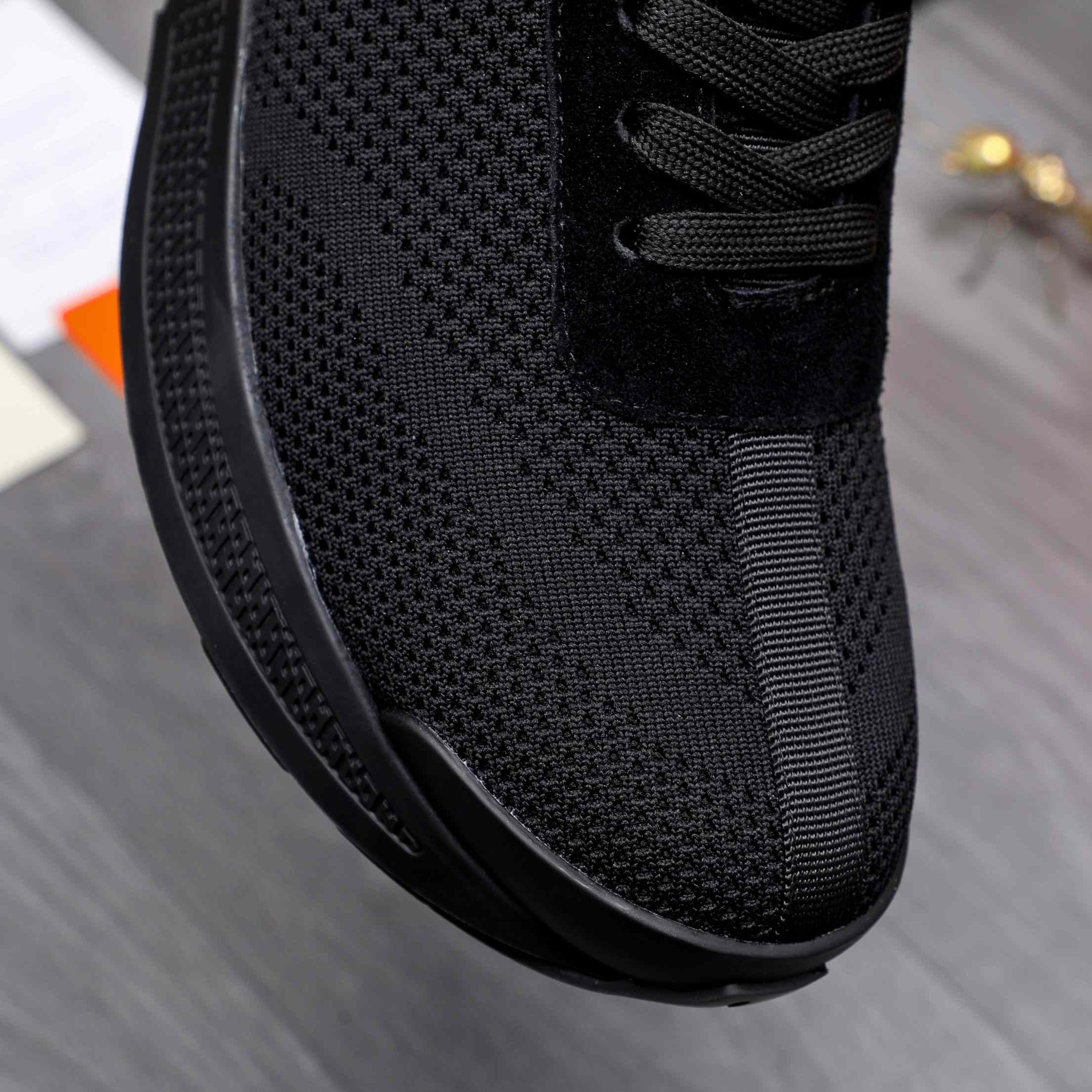 Hermes Sneaker - EUR FASHION