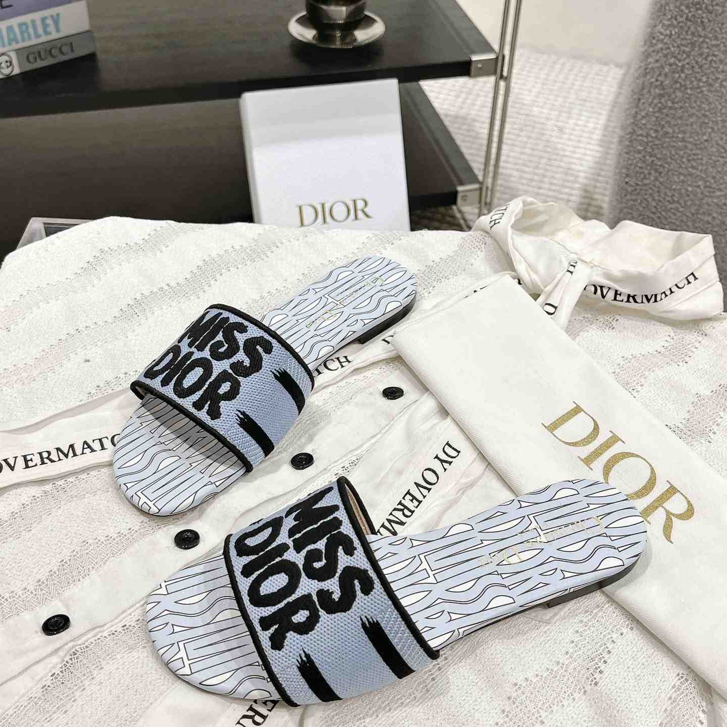 Dior Dway Slide  - EUR FASHION