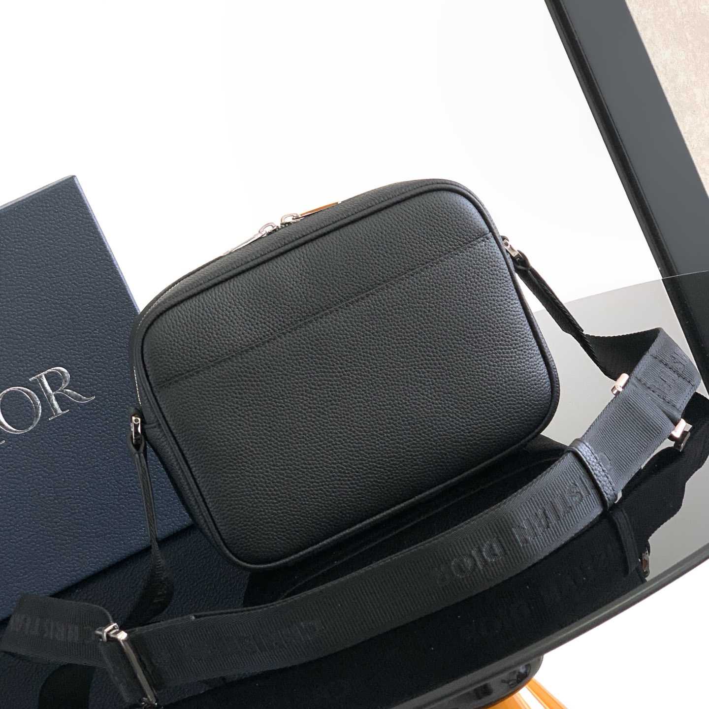 Dior And Kaws Mini Rider 2.0 Zipped Messenger Bag   - EUR FASHION