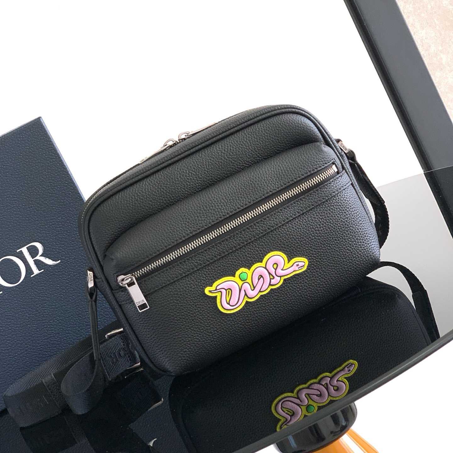 Dior And Kaws Mini Rider 2.0 Zipped Messenger Bag   - EUR FASHION