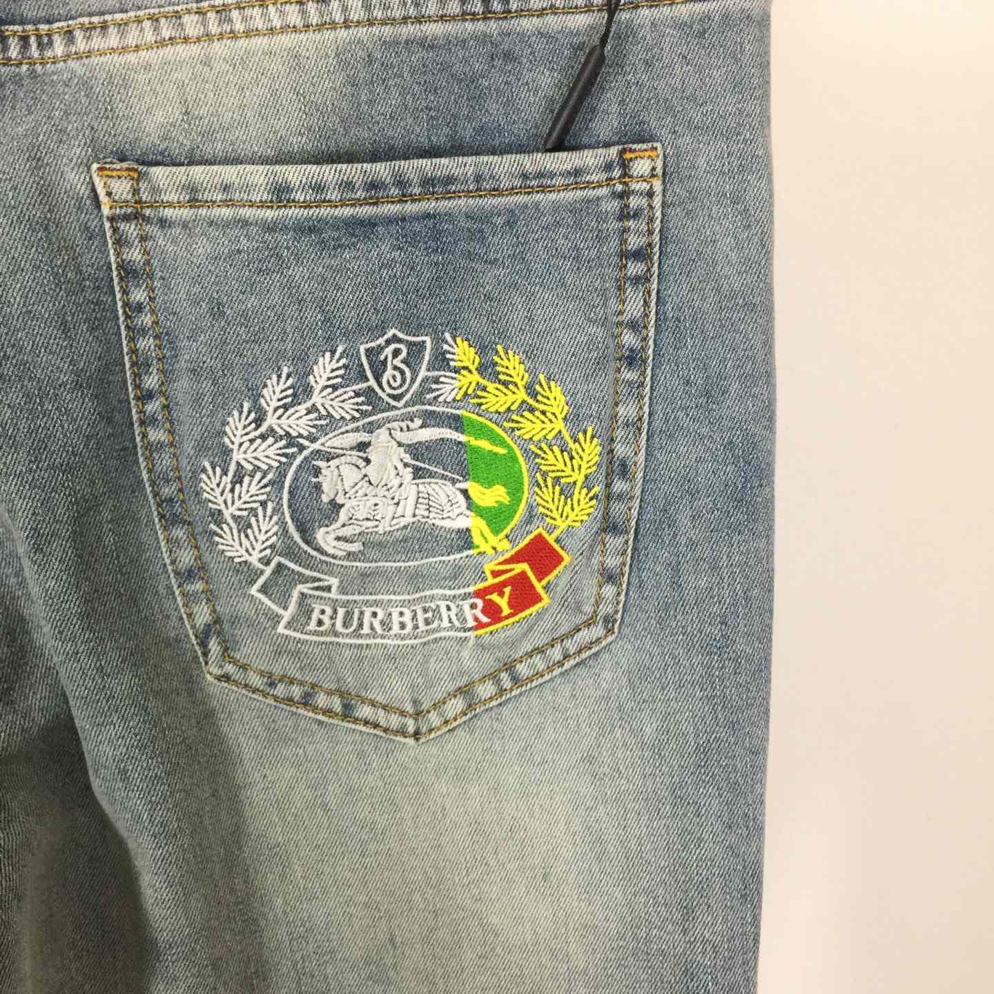 Burberry Jeans - EUR FASHION