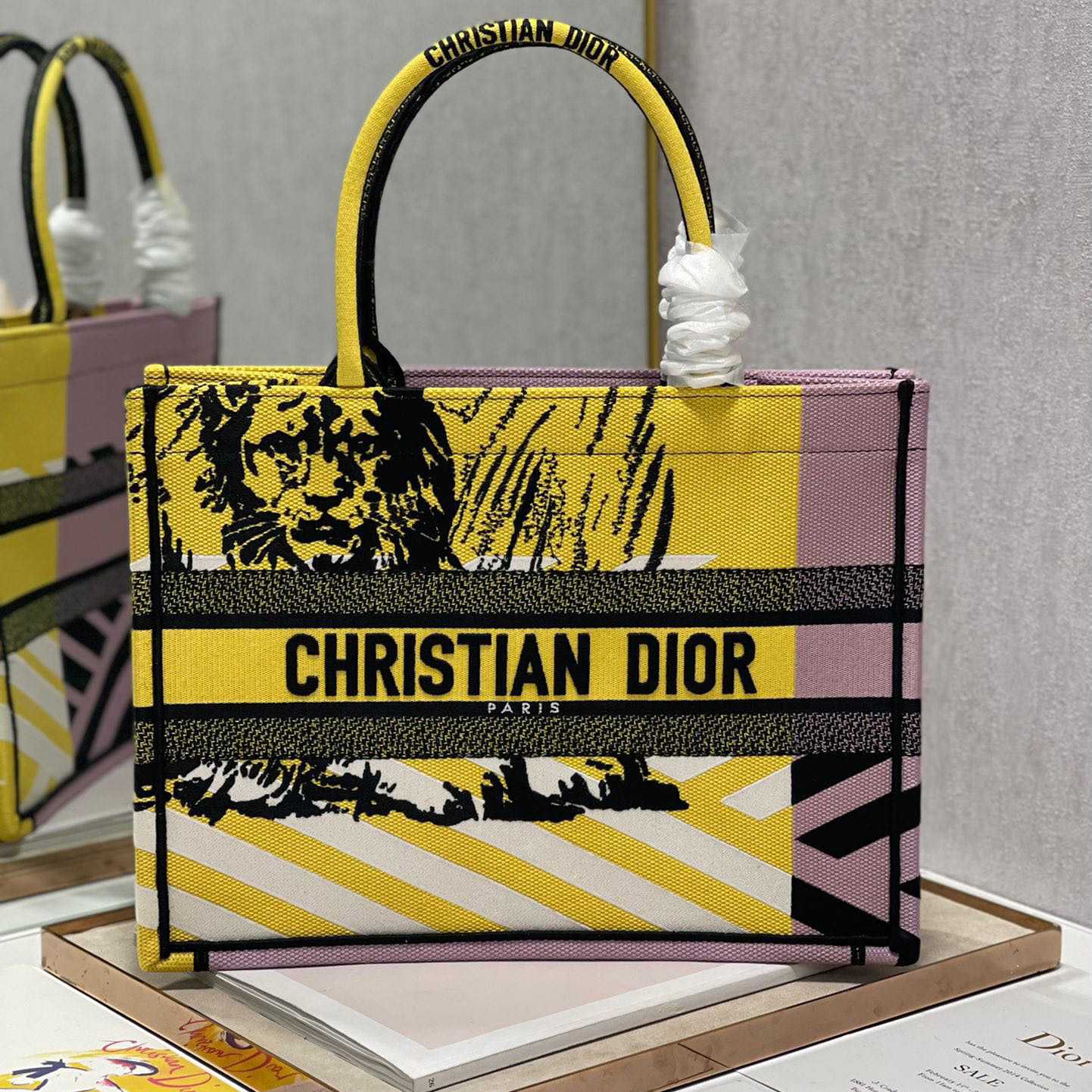 Dior Book Tote   36×28 cm - EUR FASHION