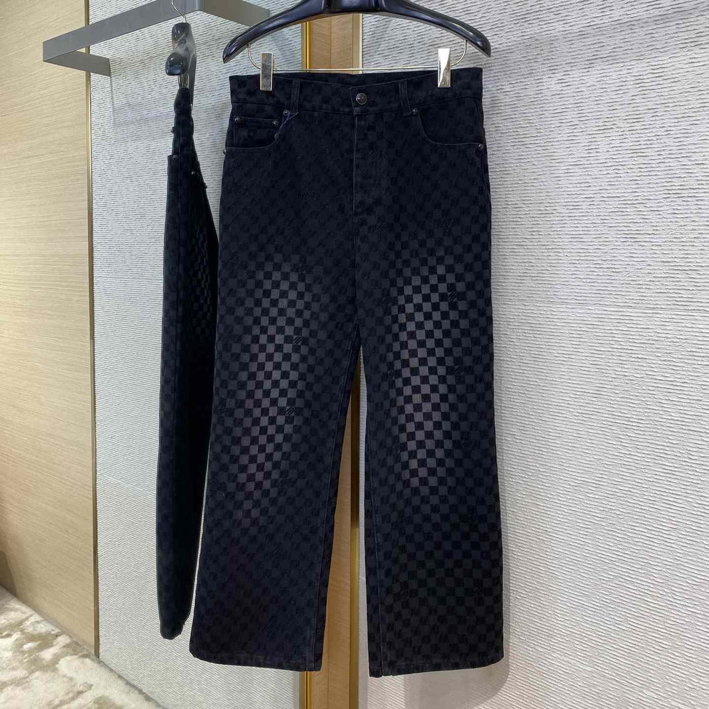 Louis Vuitton Flocked Damier Denim Wide-Leg Pants   1AHBKQ - EUR FASHION