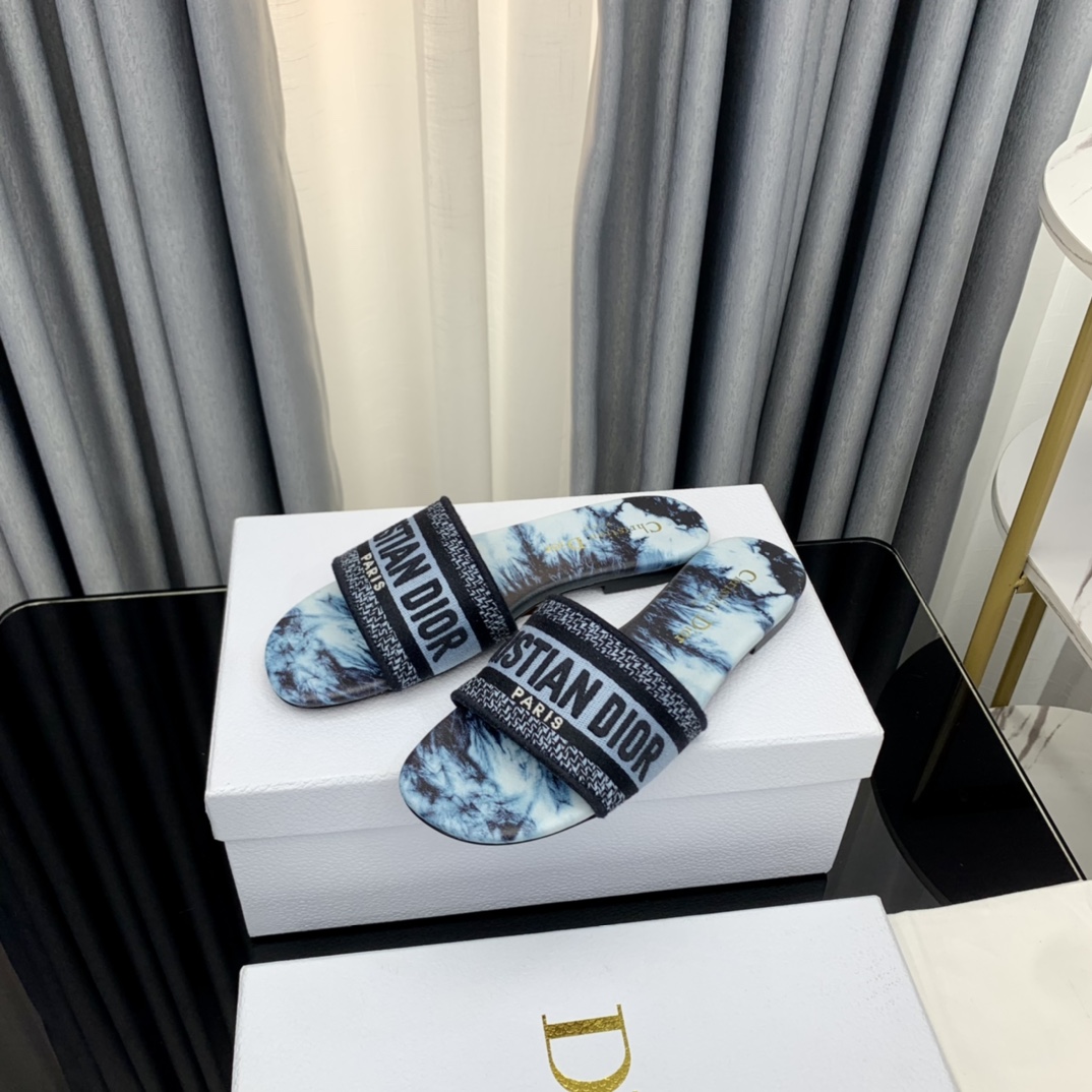 Dior Dway Slide  - EUR FASHION
