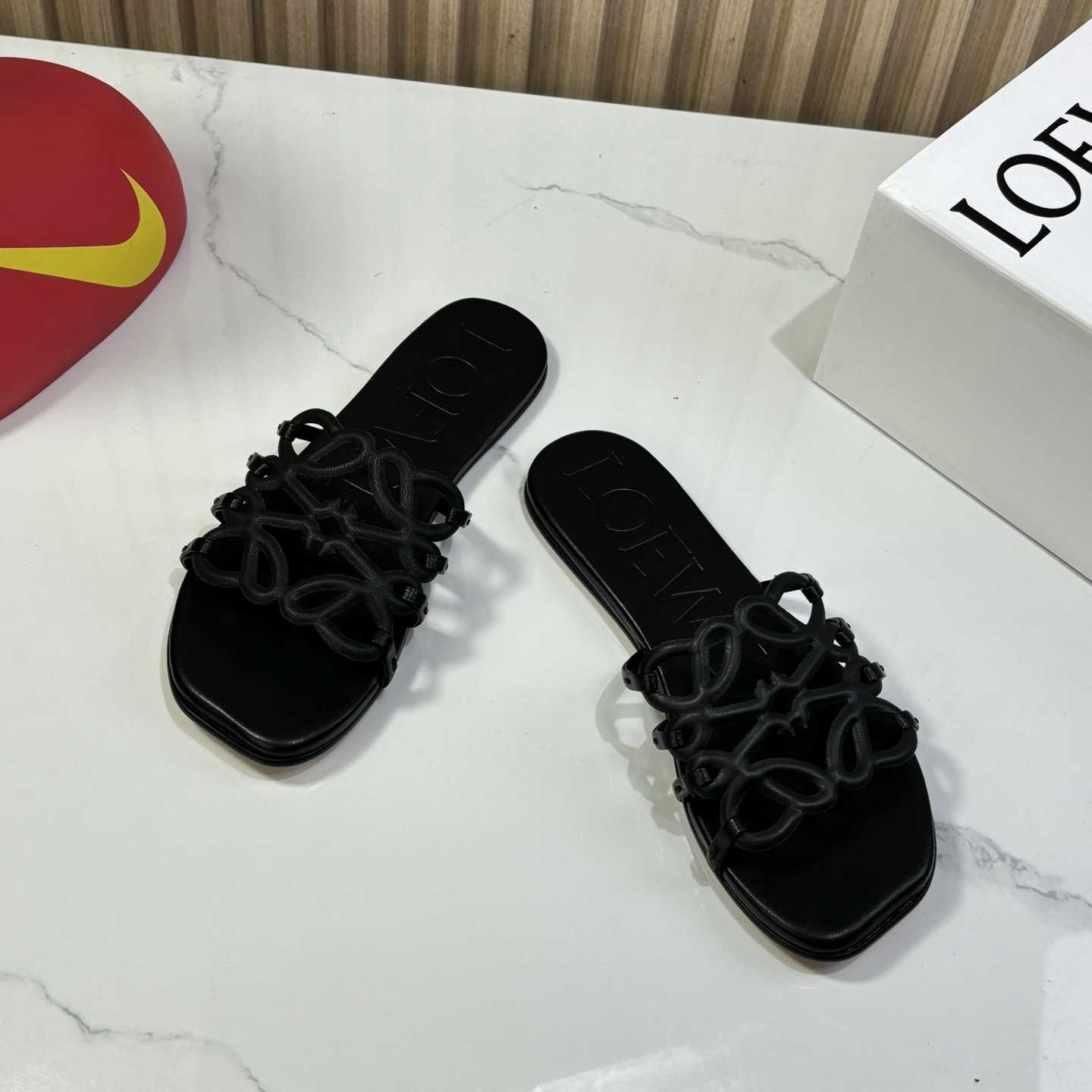 Loewe Petal Anagram Slide In Soft Calfskin - EUR FASHION