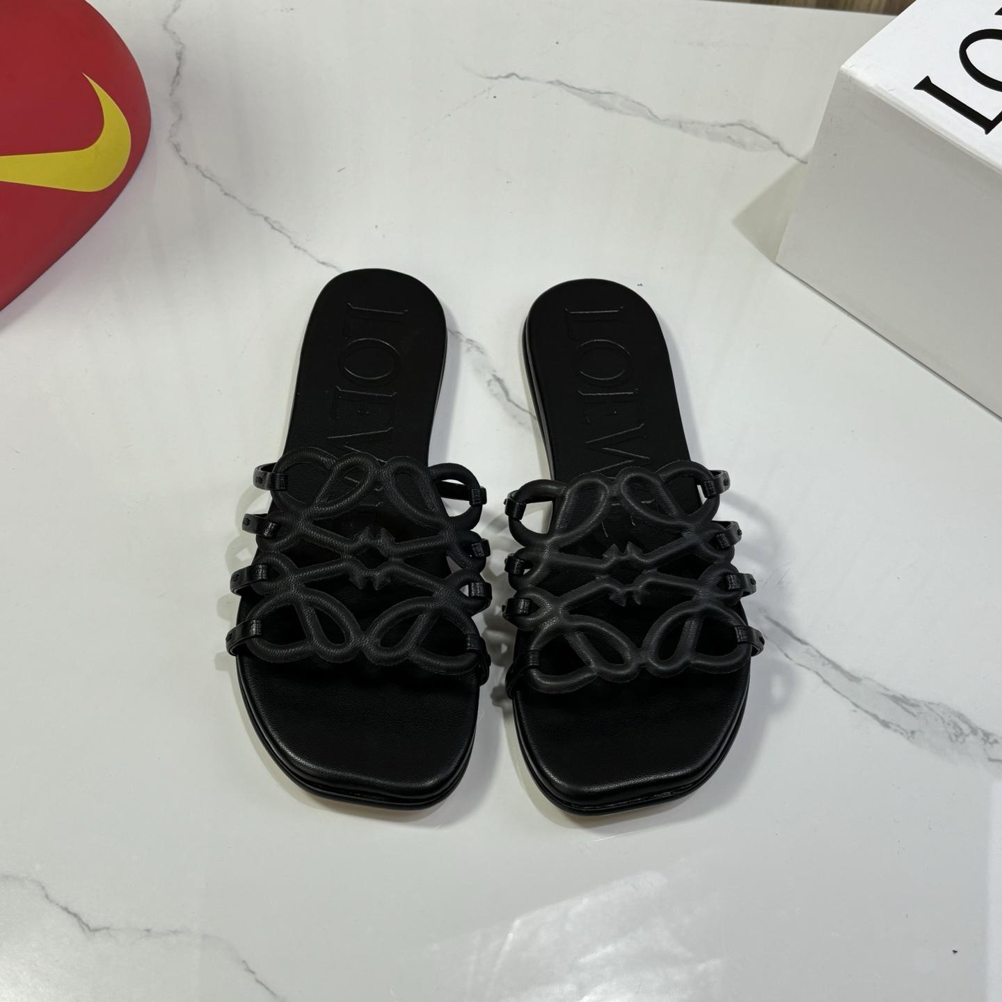Loewe Petal Anagram Slide In Soft Calfskin - EUR FASHION