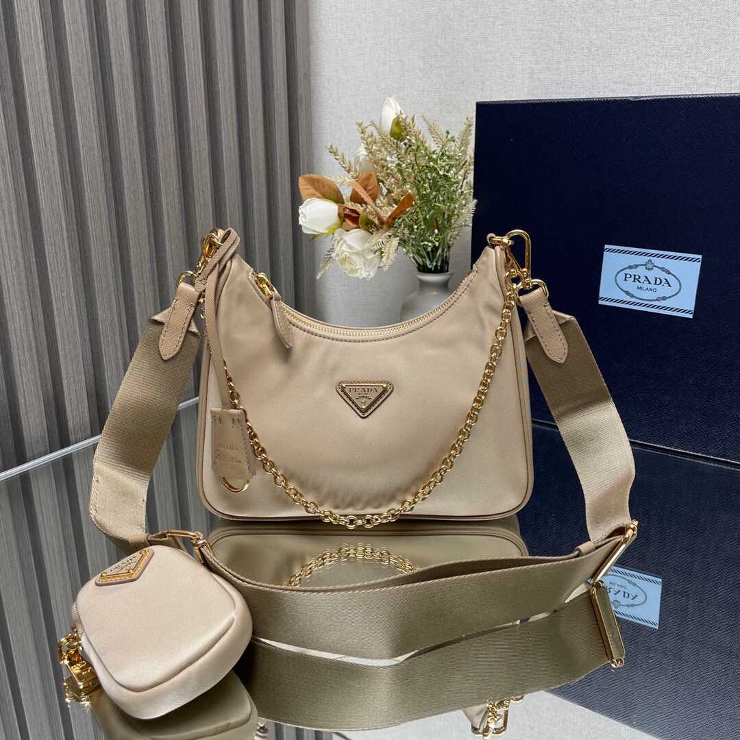 Prada Re-Edition 2005 Re-Nylon And Saffiano Leather Bag With Charm - EUR FASHION