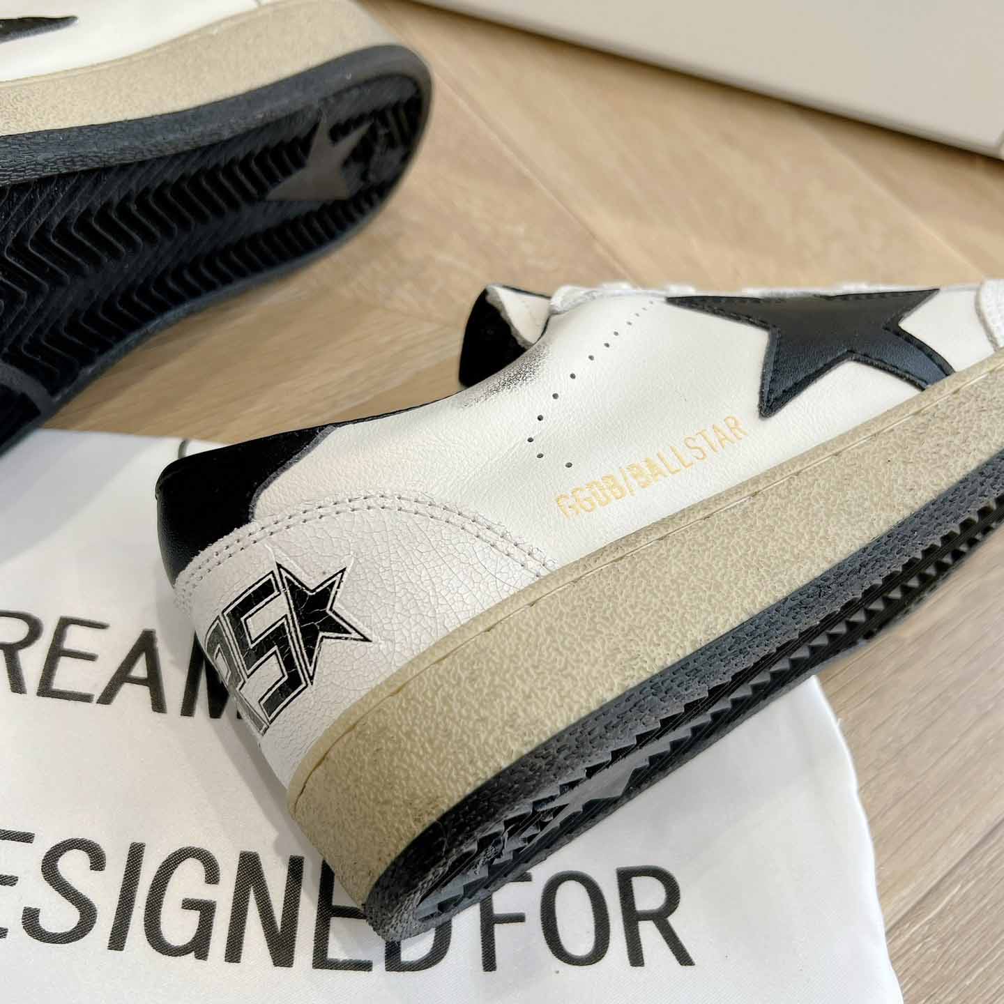 Golden Goose Sneakers - EUR FASHION
