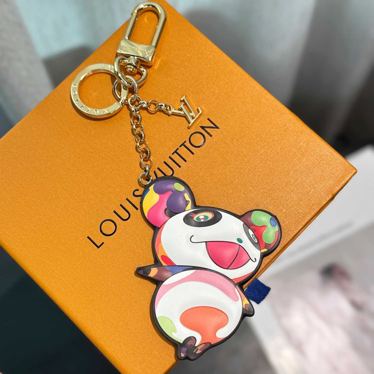 Louis Vuitton LV x TM Superflat Panda Key Holder   M02467 - EUR FASHION