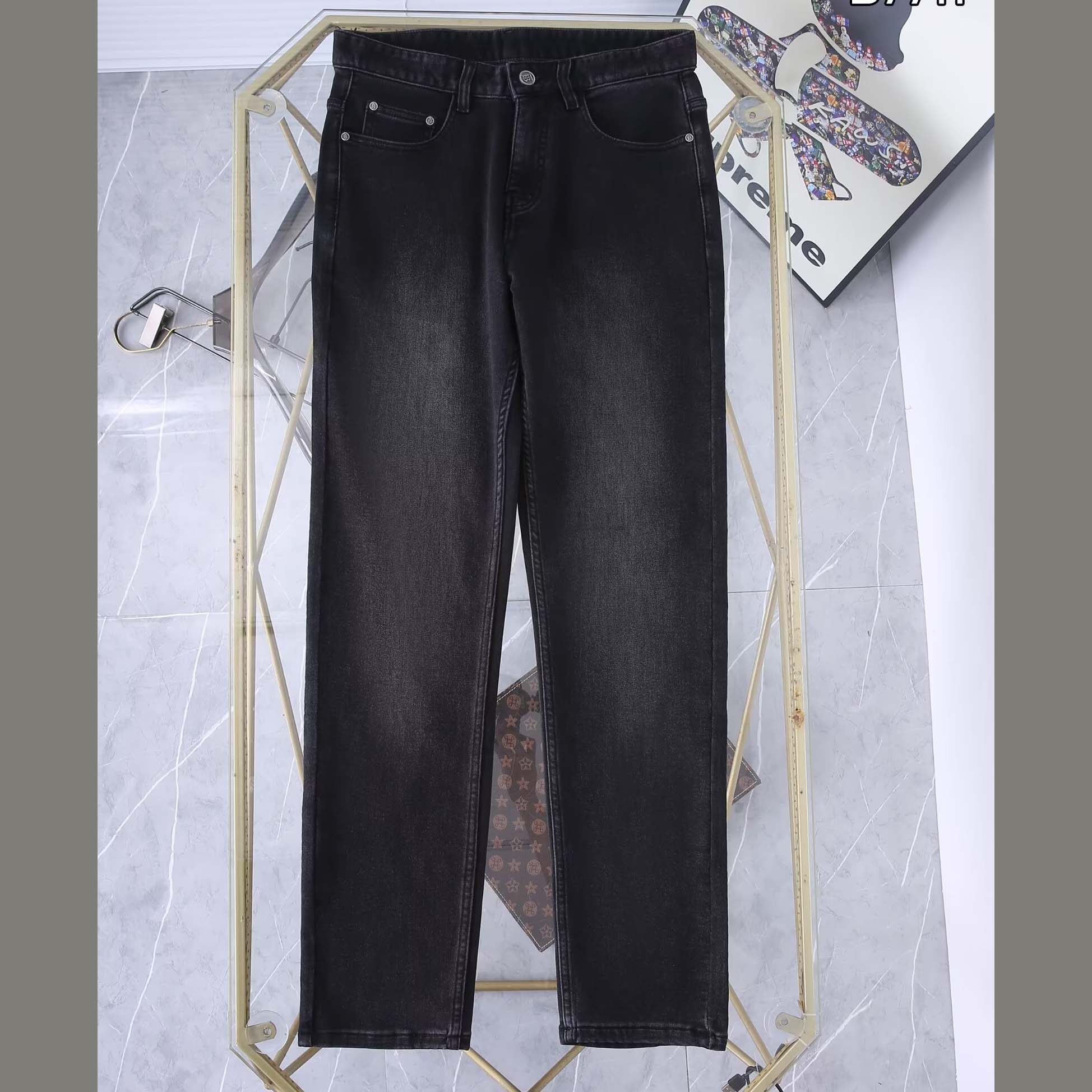 Burberry Jeans - EUR FASHION