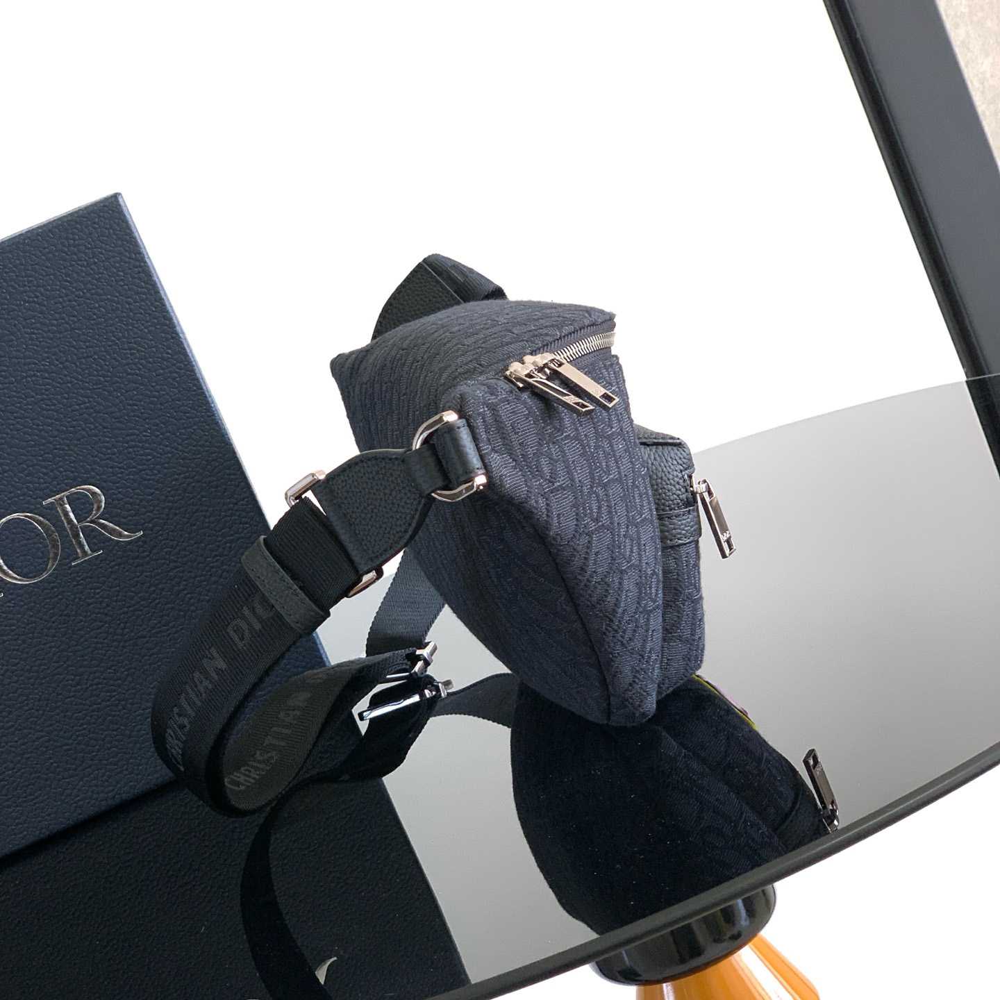 Dior And Kaws Rider 2.0 Belt Bag - EUR FASHION