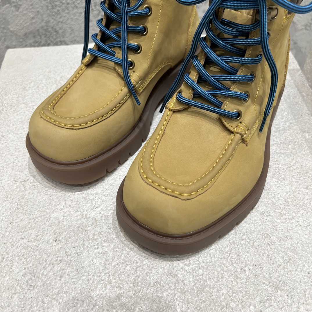 Bottega Veneta Haddock Lace-Up Ankle Boot - EUR FASHION