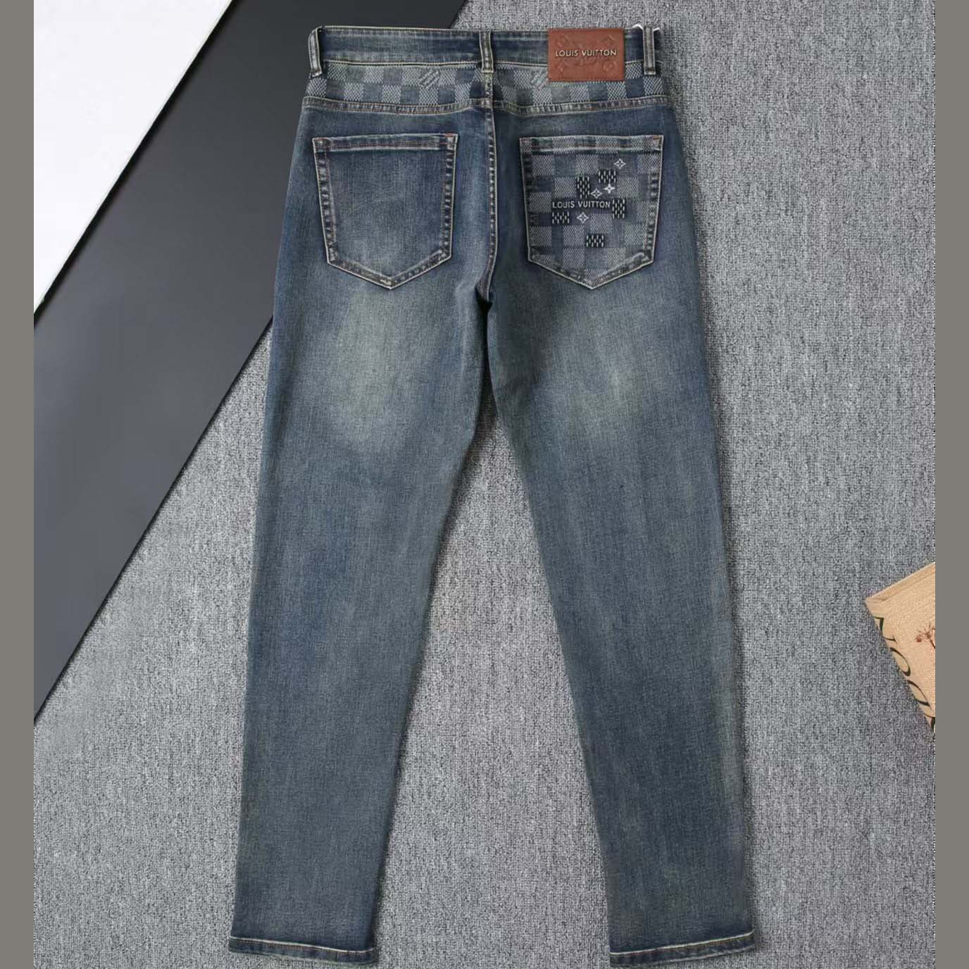 Louis Vuitton Jeans - EUR FASHION