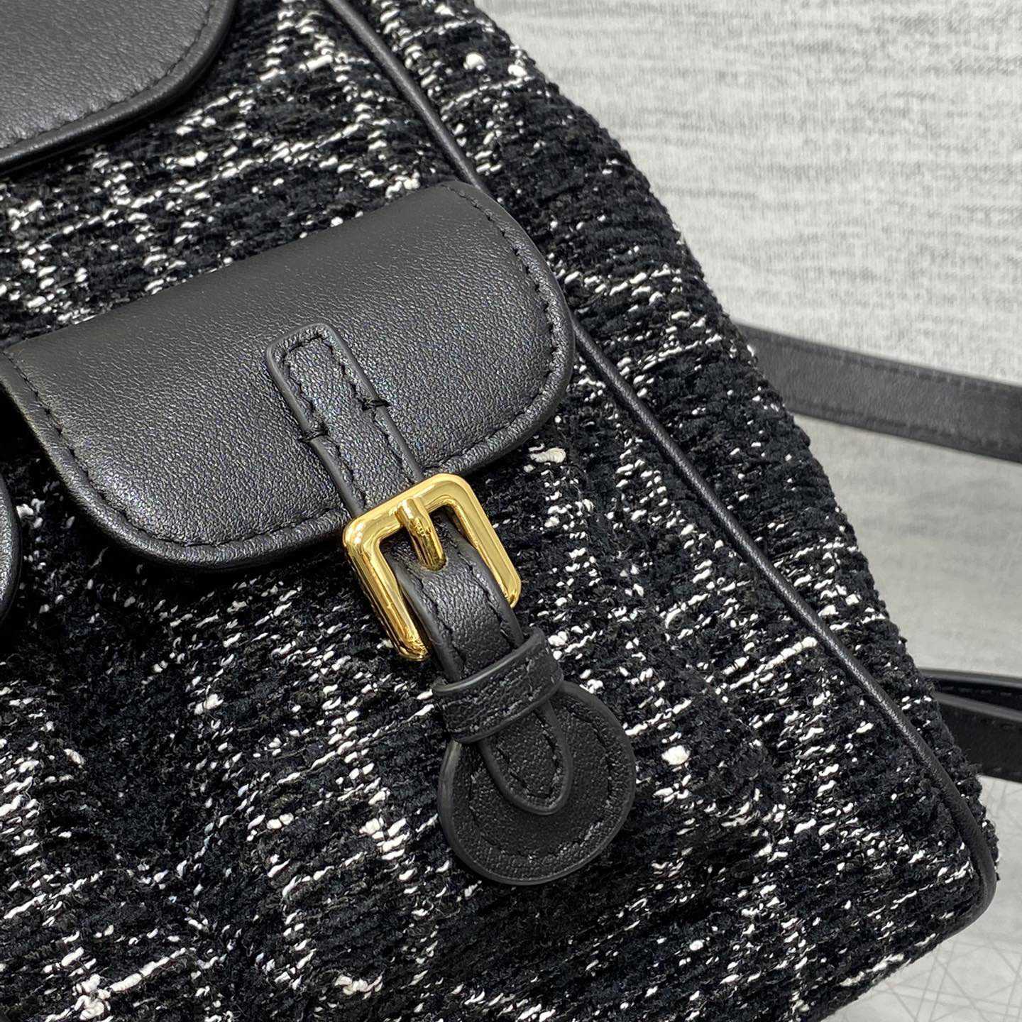 Dior Medium Dior Caro Backpack  - EUR FASHION