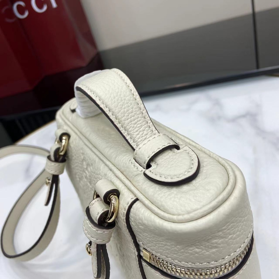 Gucci GG Emblem Small Bag - EUR FASHION