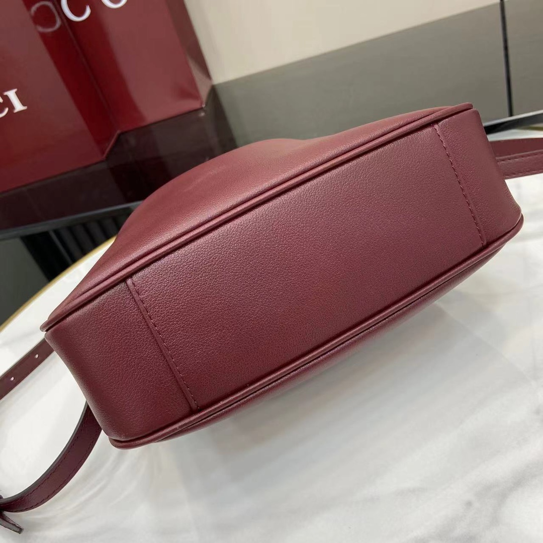 Gucci Diana Small Shoulder Bag - EUR FASHION
