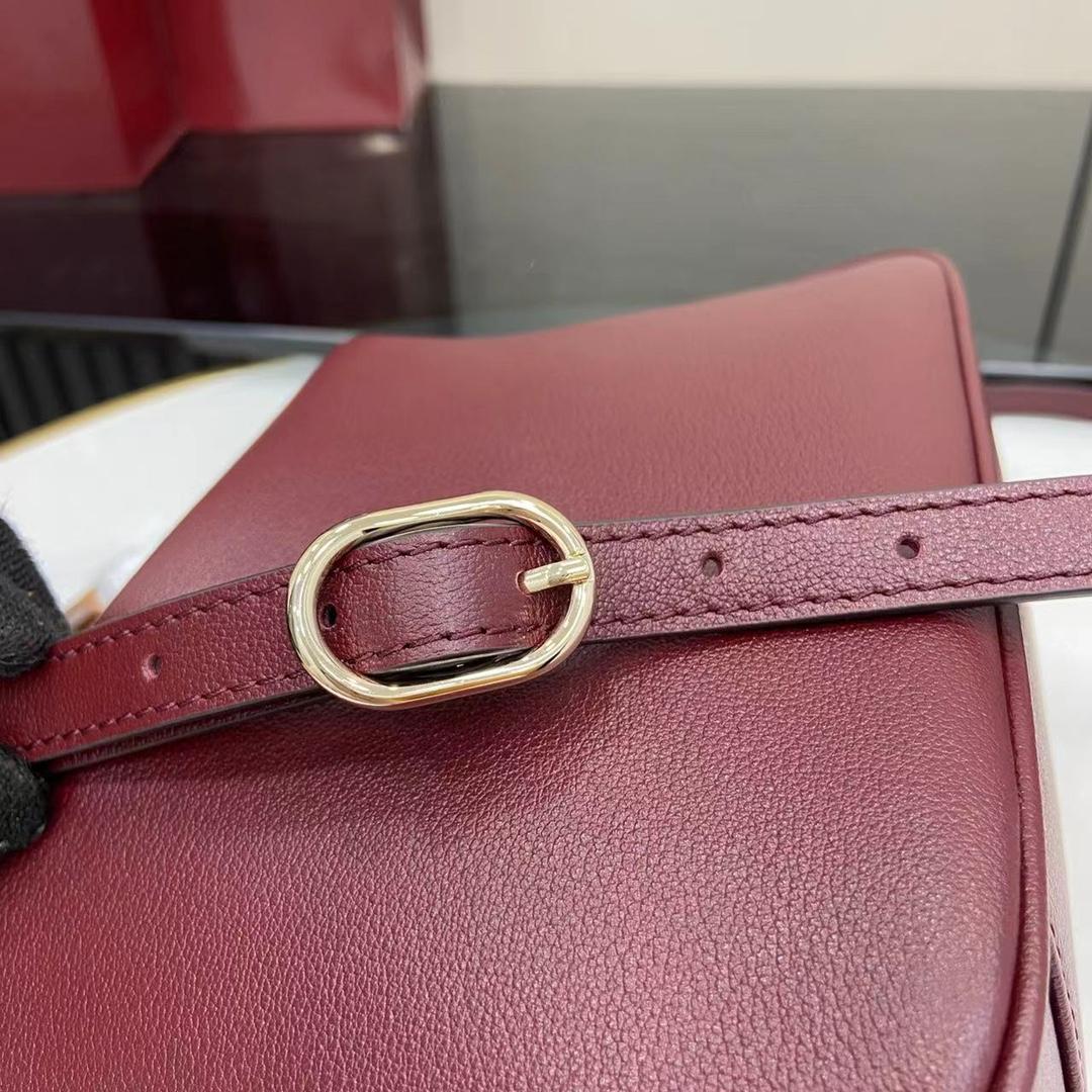 Gucci Diana Small Shoulder Bag - EUR FASHION