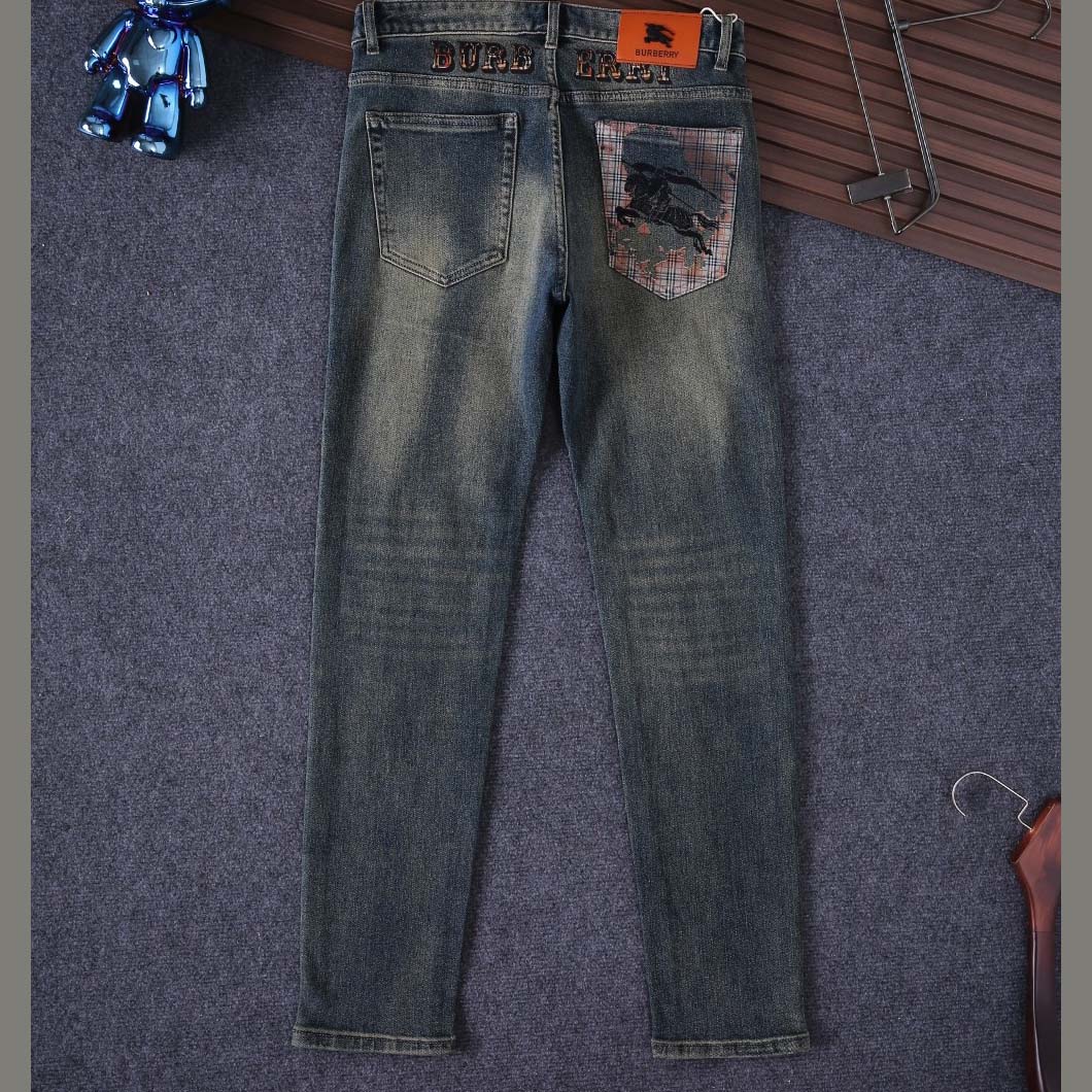 Burberry Jeans - EUR FASHION