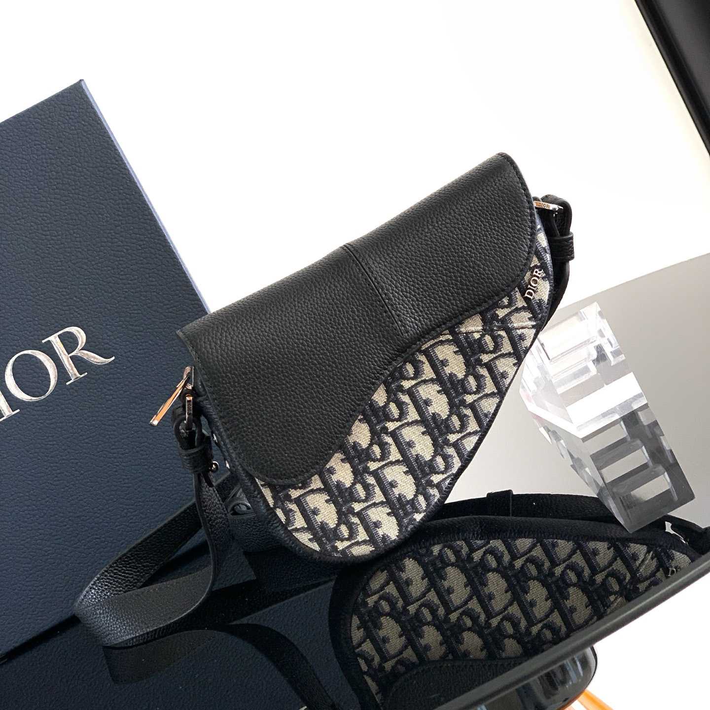 Dior Mini Saddle Bag   - EUR FASHION