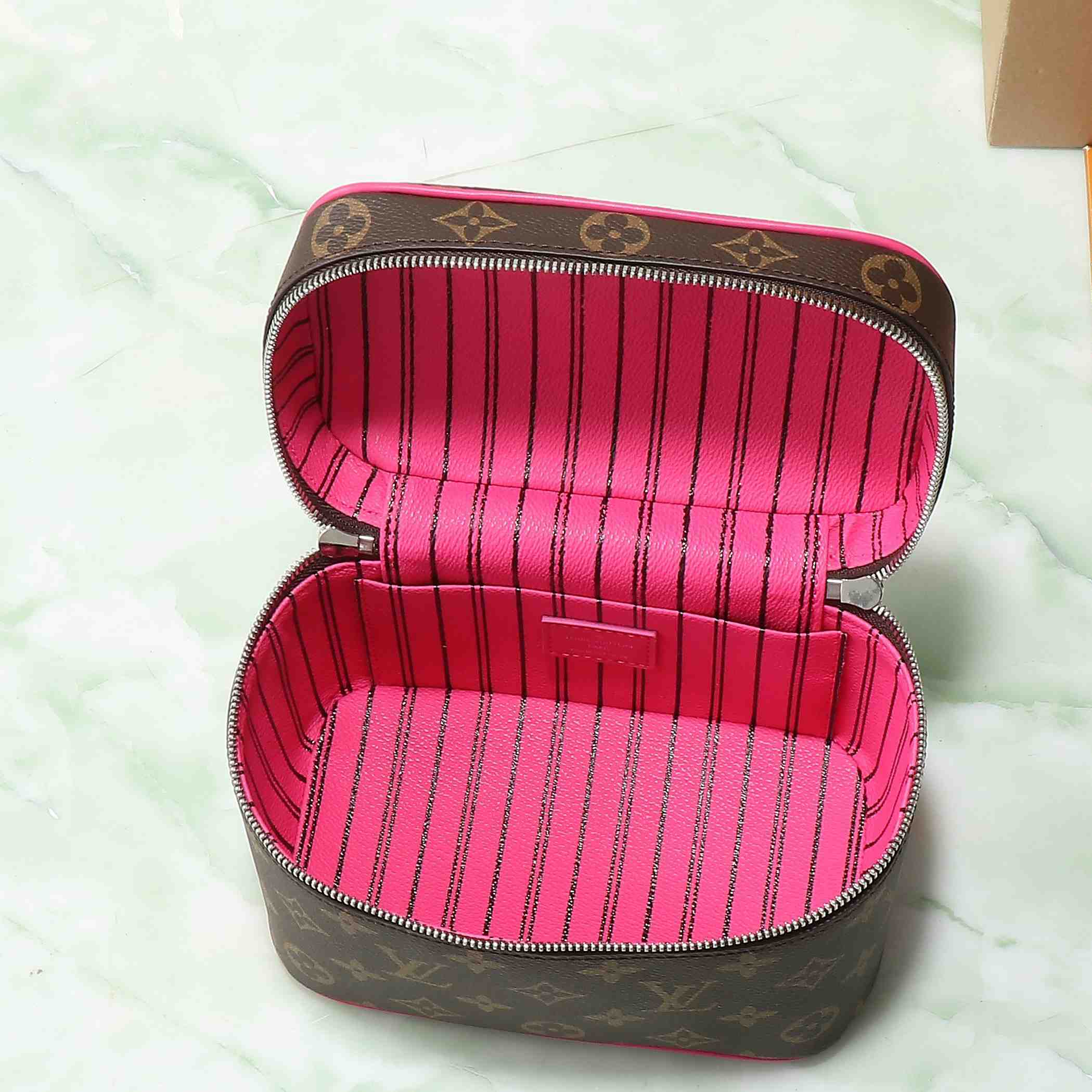 Louis Vuitton Nice Mini  M12650 - EUR FASHION