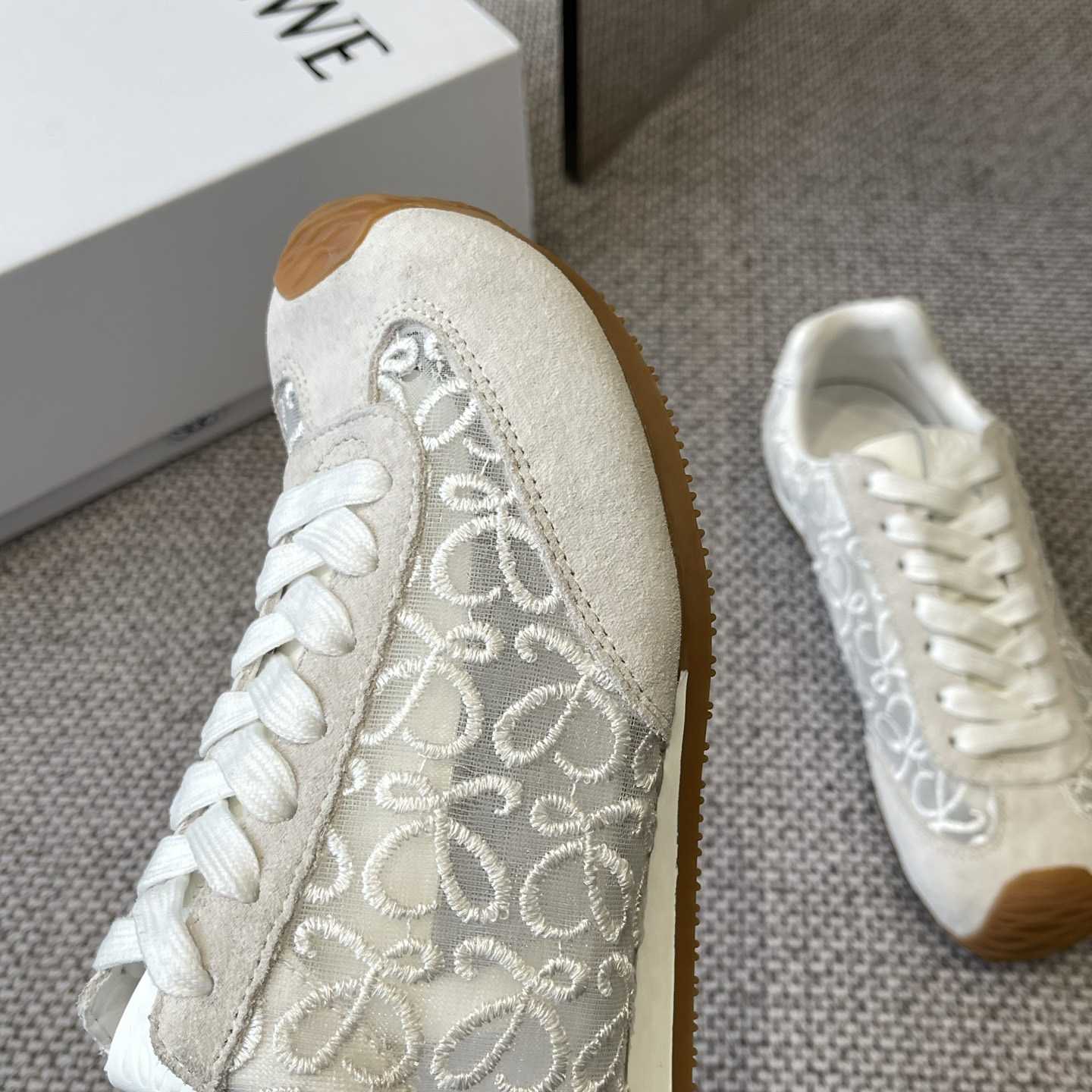 Loewe Runner  - EUR FASHION