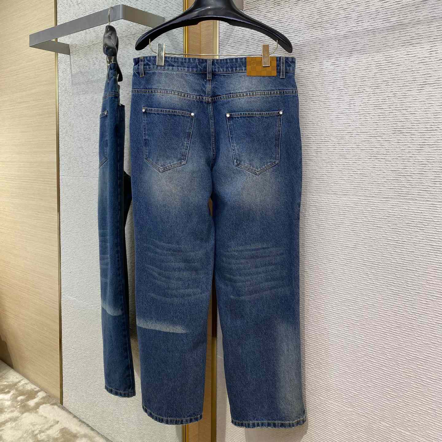 Louis Vuitton Sunfaded Effect Denim Skate Pants  1AHBMW - EUR FASHION