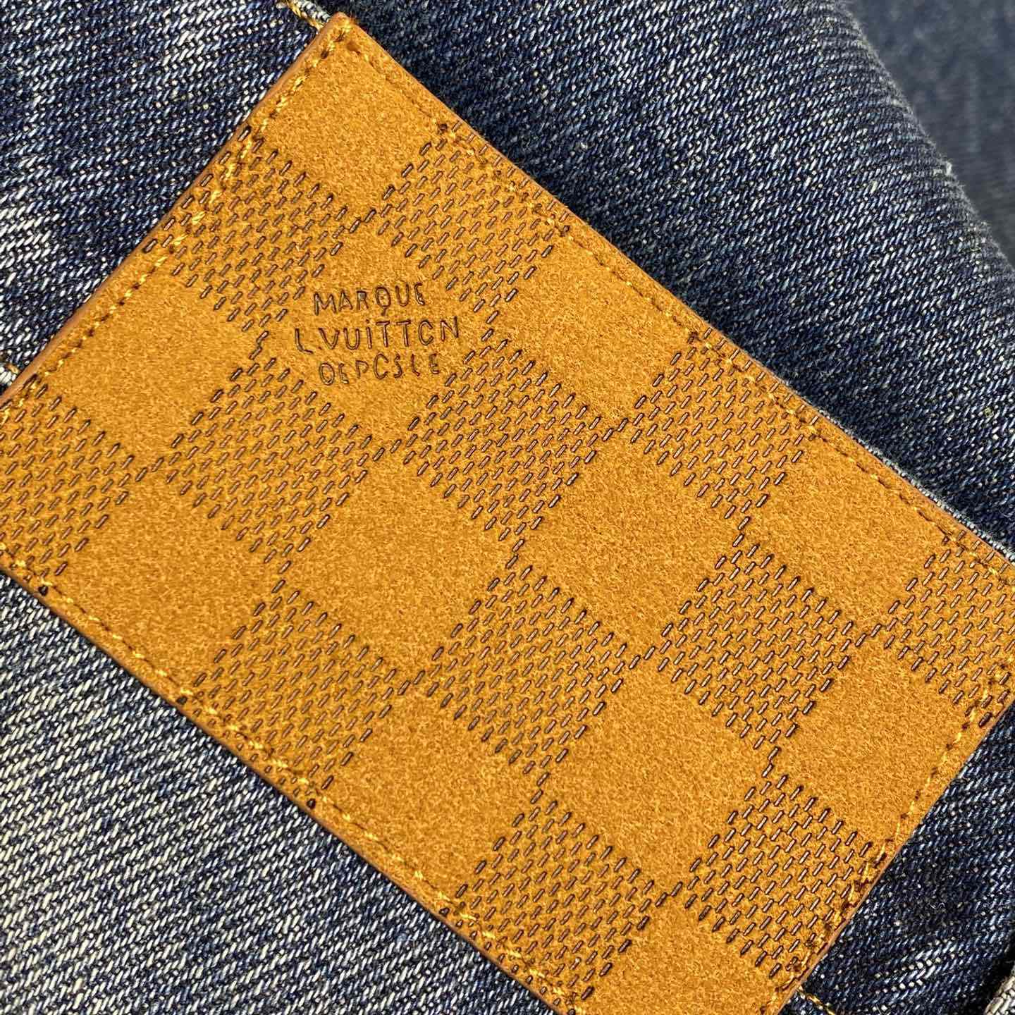 Louis Vuitton Sunfaded Effect Denim Skate Pants  1AHBMW - EUR FASHION