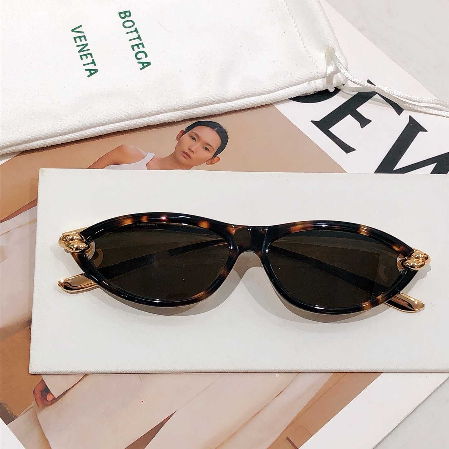 Bottega Veneta Knot Cat Eye Sunglasses   BV1390S - EUR FASHION