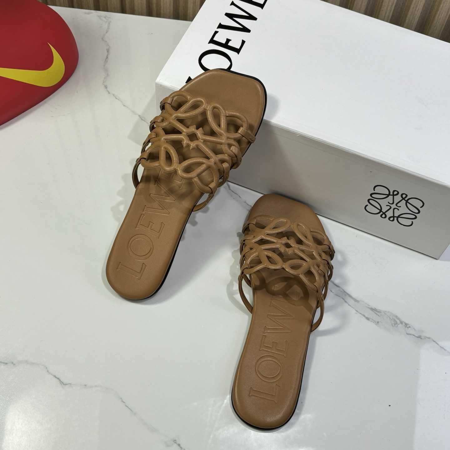 Loewe Petal Anagram Slide In Soft Calfskin - EUR FASHION