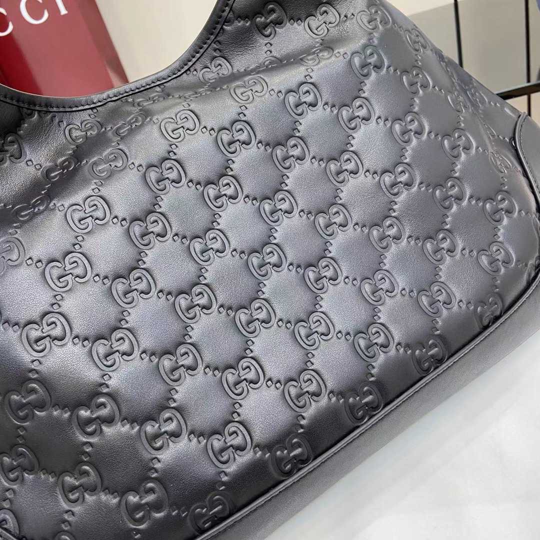 Gucci B Medium Shoulder Bag - EUR FASHION