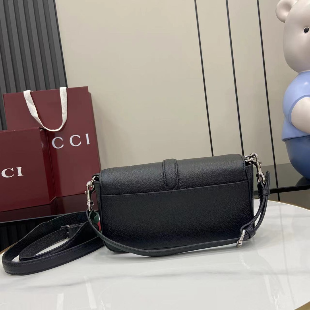 Gucci Small Crossbody Bag With Hook Closure - EUR FASHION