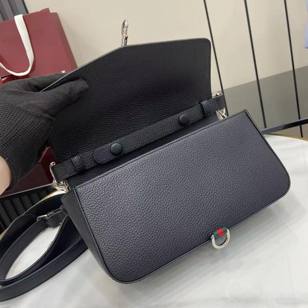 Gucci Small Crossbody Bag With Hook Closure - EUR FASHION