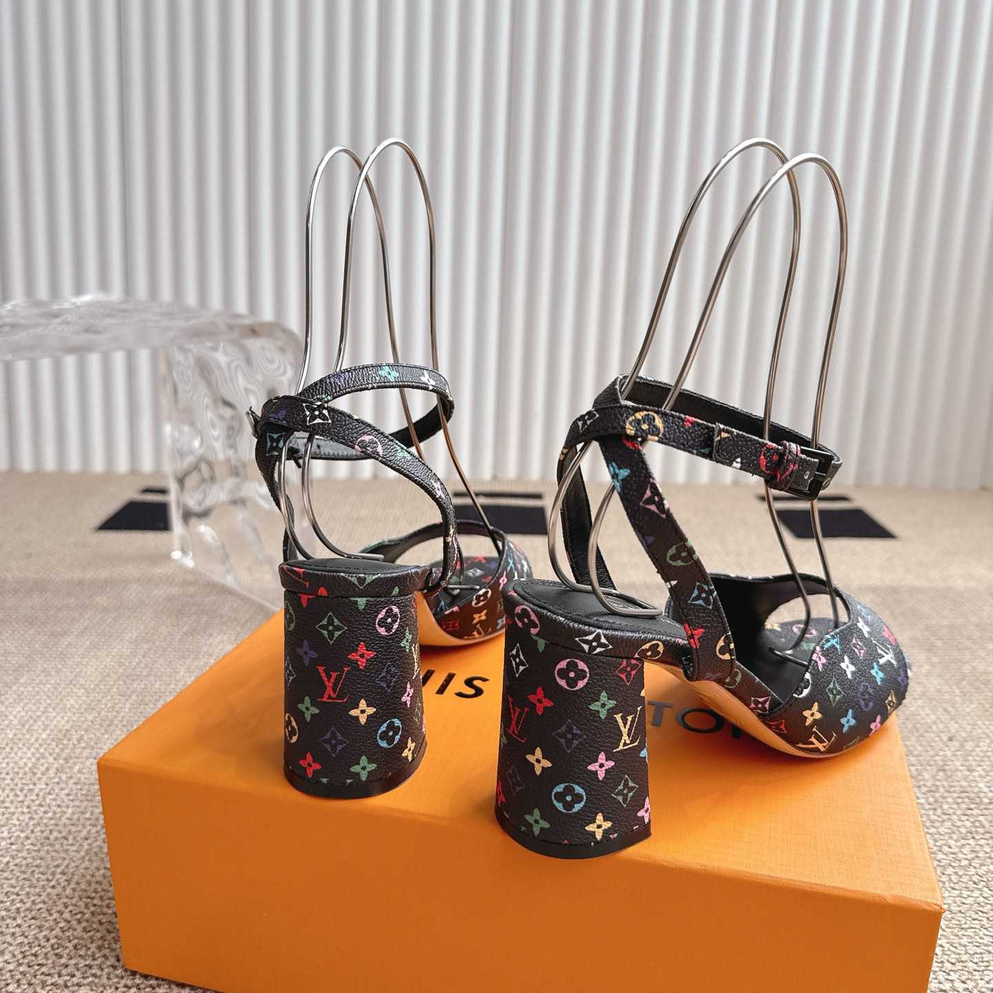 Louis Vuitton LV x TM Sandal - EUR FASHION