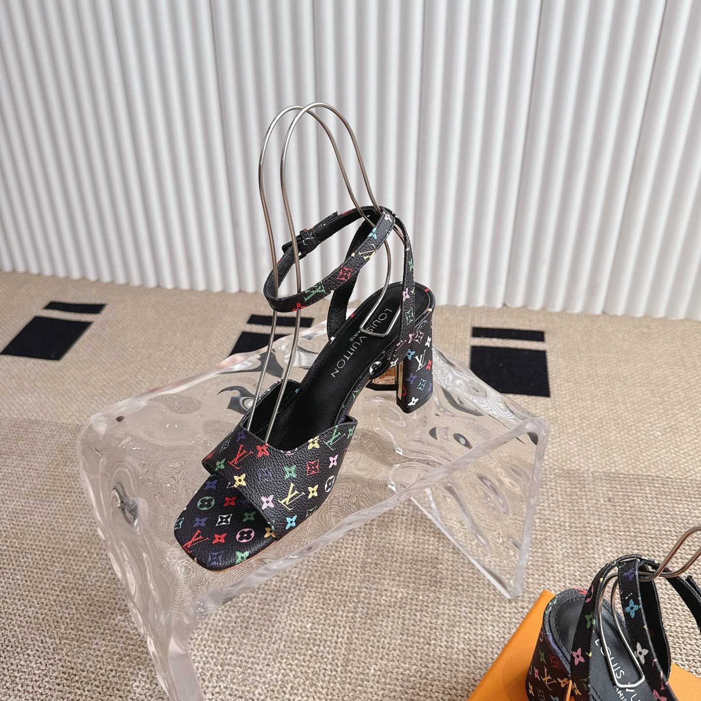 Louis Vuitton LV x TM Sandal - EUR FASHION